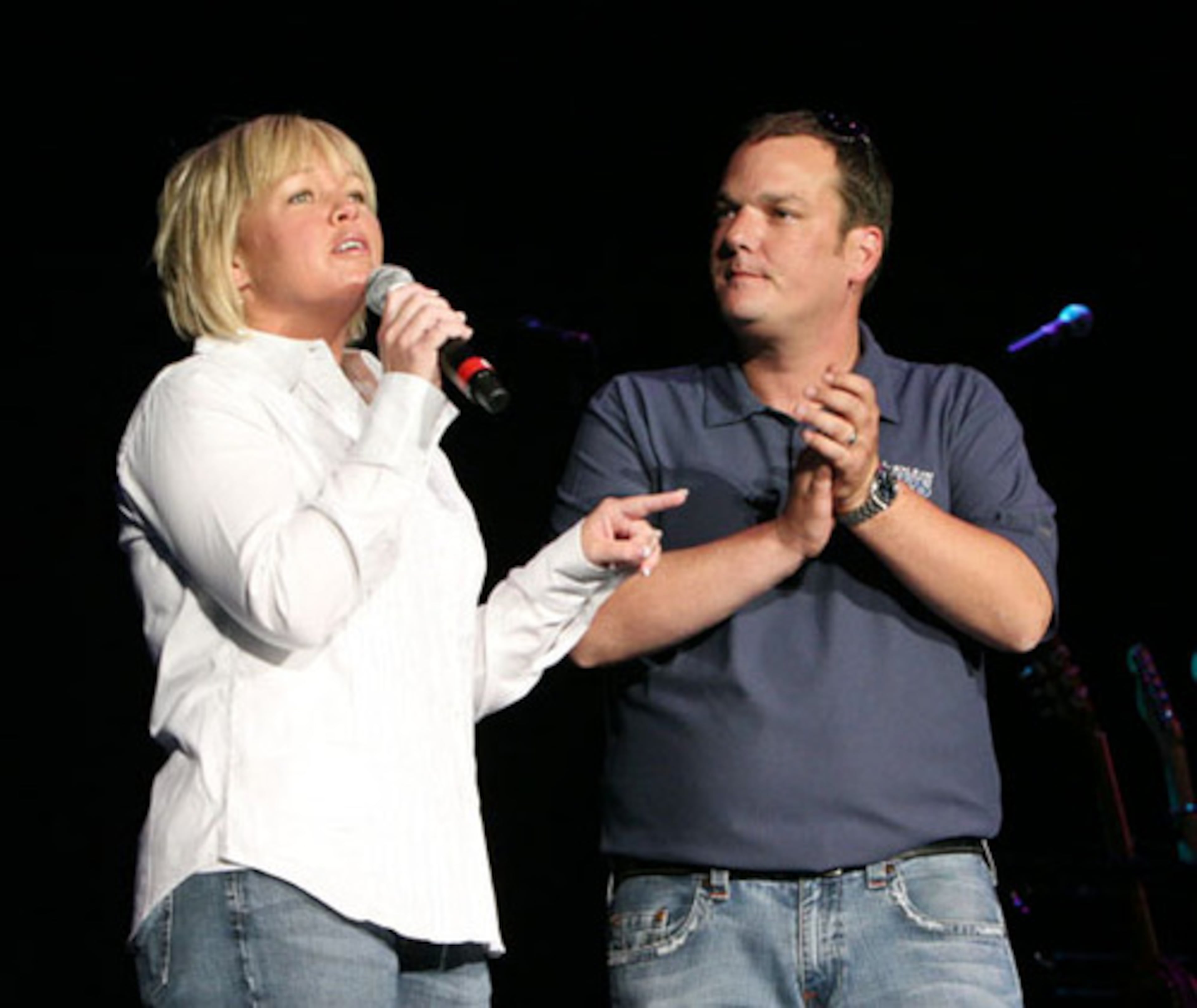 Kicks 101.5 morning show hosts Kristen Gates (left) and Cadillac Jack greet the crowd in 2020. (Courtesy of Robb D. Cohen)