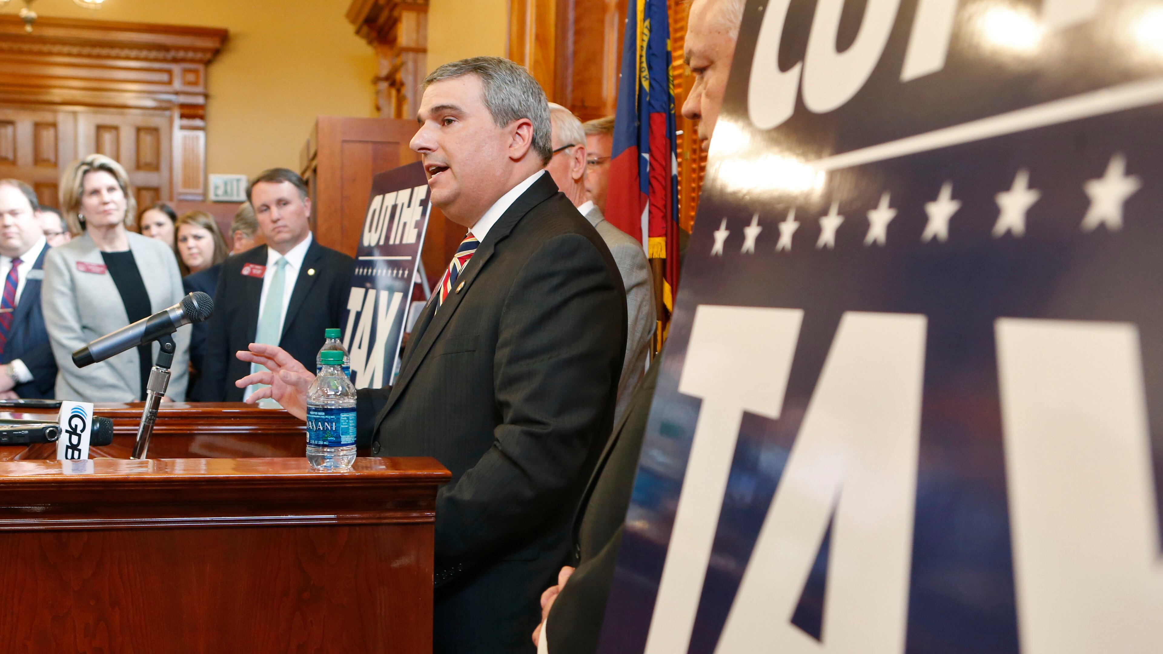Rep. John Carson, R-Marietta, is proposing a fuel tax break for Delta and other airlines at Hartsfield-Jackson. BOB ANDRES / BANDRES@AJC.COM