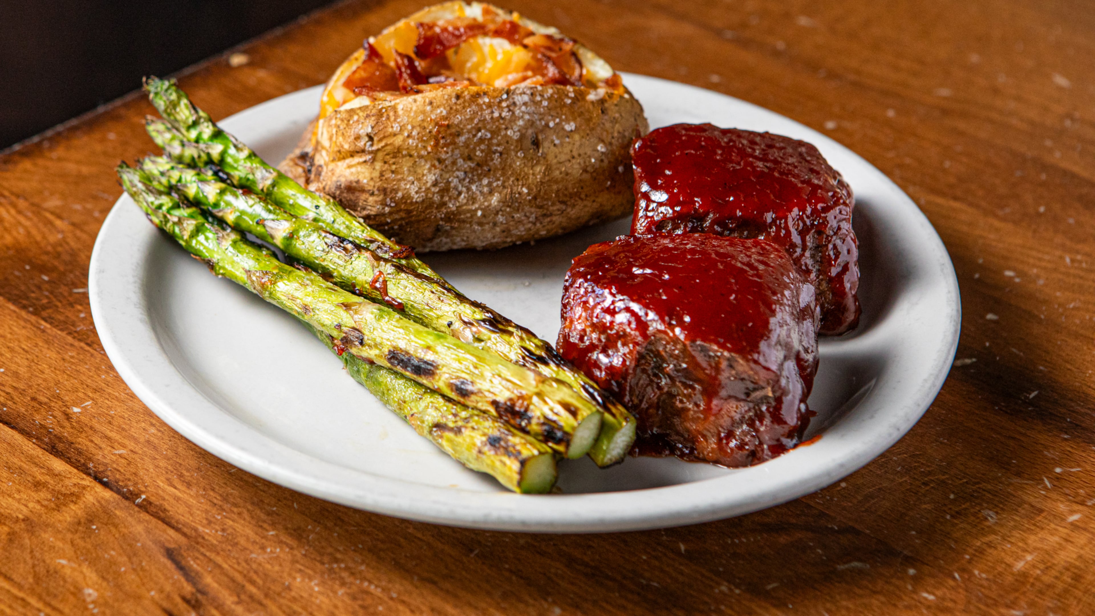 Jon Parker, Park Bar’s general manager, shares the recipe for their braised boneless short ribs. (Aaliyah Man for the AJC)