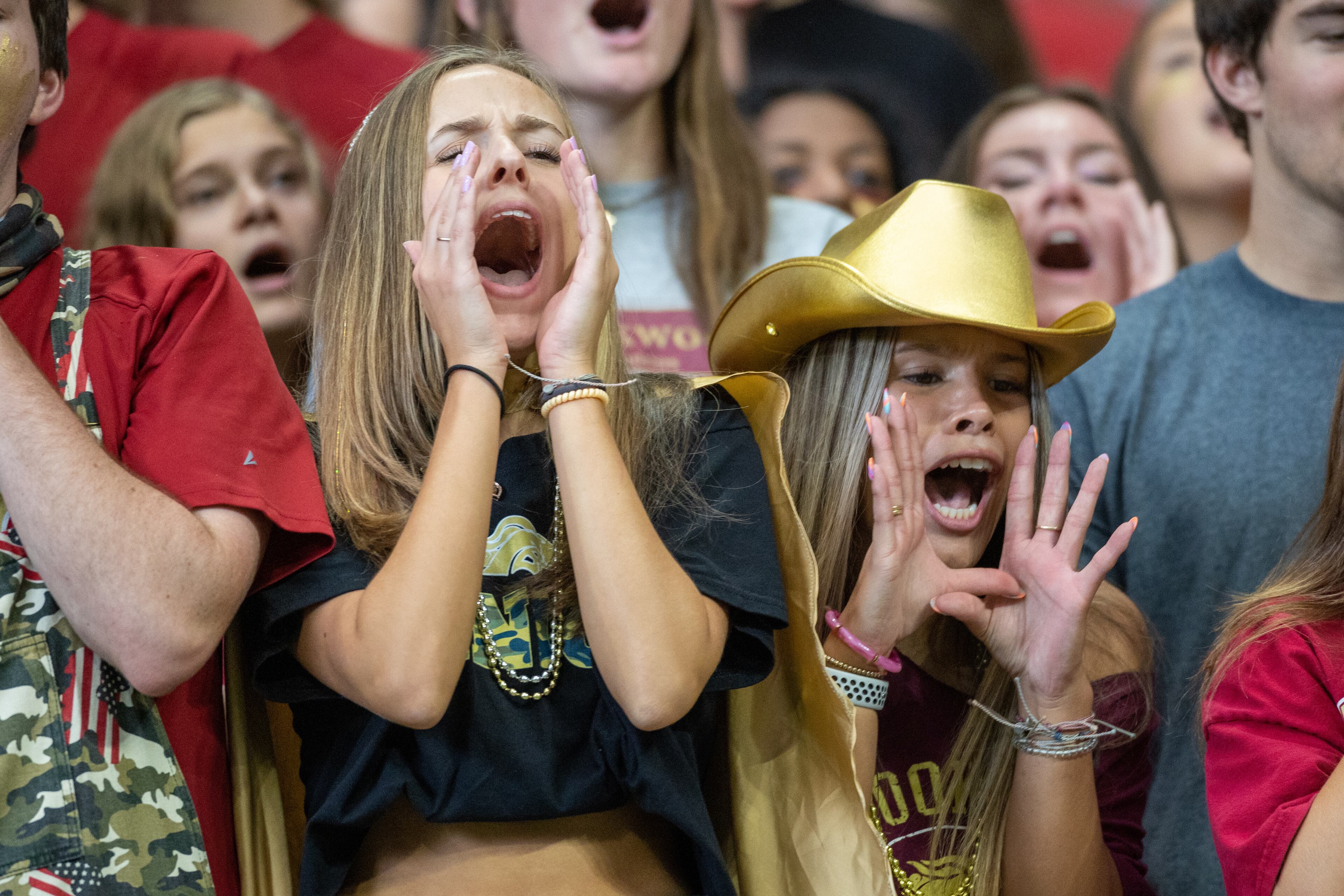 Brookwood High School football fans cheer on their team during the game against Norcross at the Corky Kell Classic at the Mercedes Bens Stadium Saturday, August 20, 2022. Steve Schaefer/steve.schaefer@ajc.com)