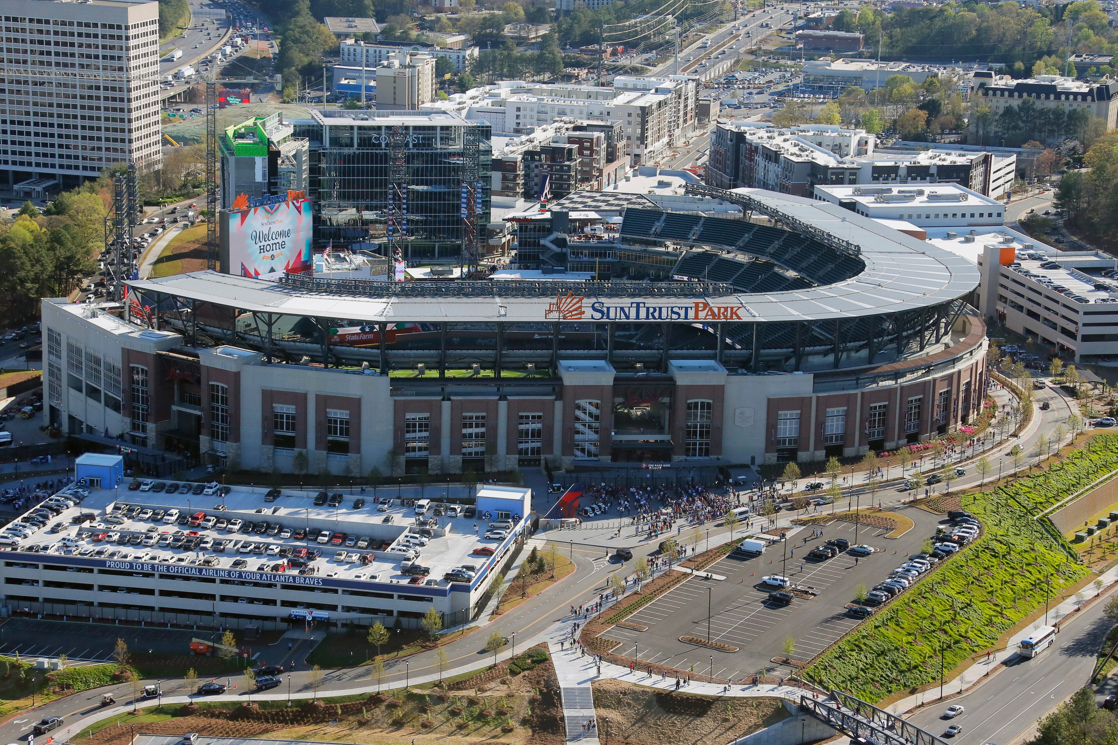 Mar. 31, 2017 - Atlanta - View of SunTrust Park looking west, with Battery Park in the background. The Braves open their new stadium the day after a massive fire destroyed a section of I-85 in downtown Atlanta. BOB ANDRES /BANDRES@AJC.COM