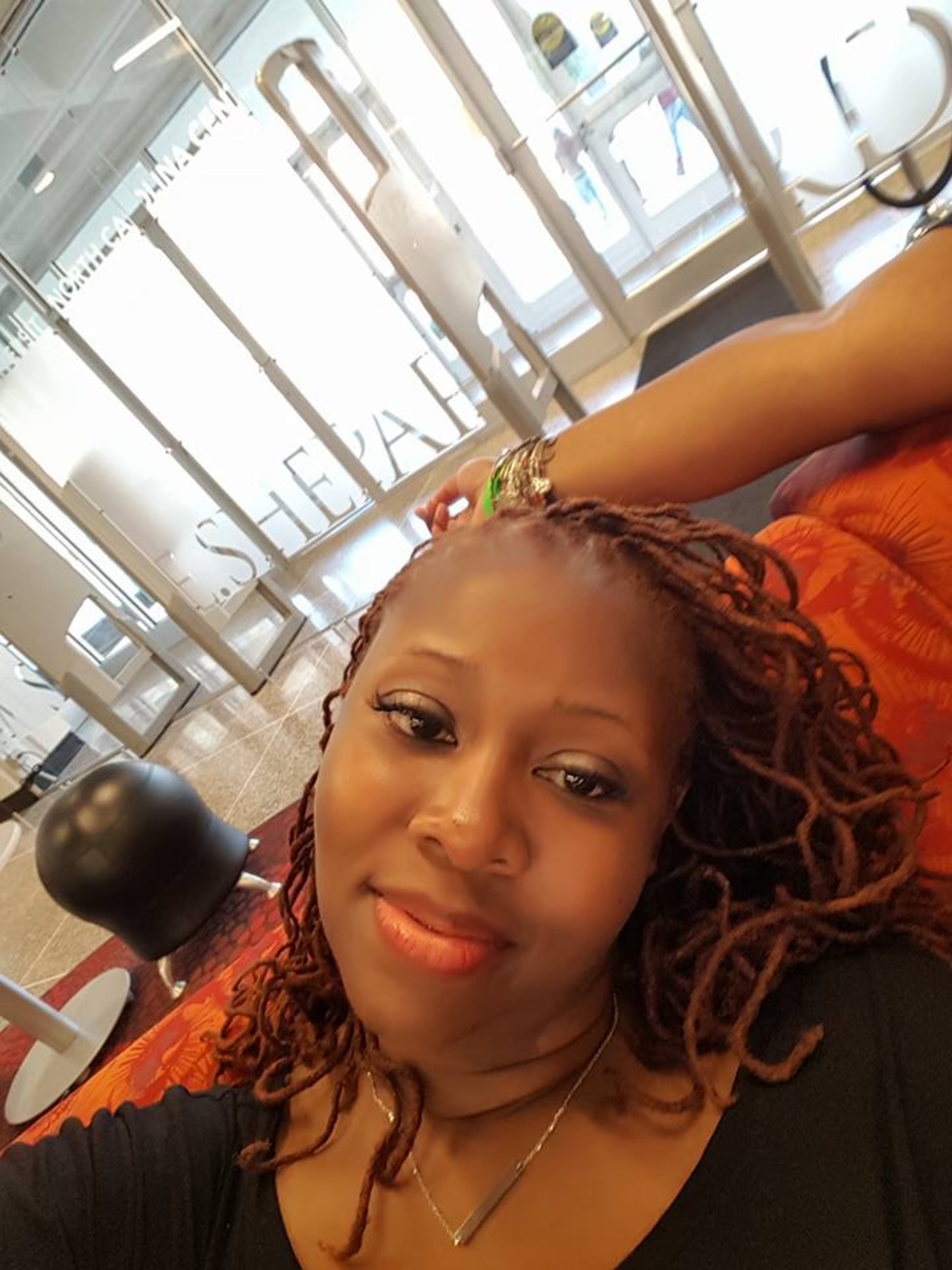 Thomasena Seay is a project management in Alpharetta: I think my hair compliments me best in its natural state and texture. I started 13 years ago, because it brought out my beauty and made me appreciate it more. They make me feel real, pretty and empowered to enjoy my natural beauty without having to assimilate or fit into someone else's standard. People, out of human instinct, tend to categorize people based on what they look like at first sight. However, my personality and work ethic tends to lay the foundation for me in most situations. I think many people, even black people, are sometimes surprised that their stereotypes don't really apply to me. But for the most part, no, I have not faced issues. Mainly curiosity.