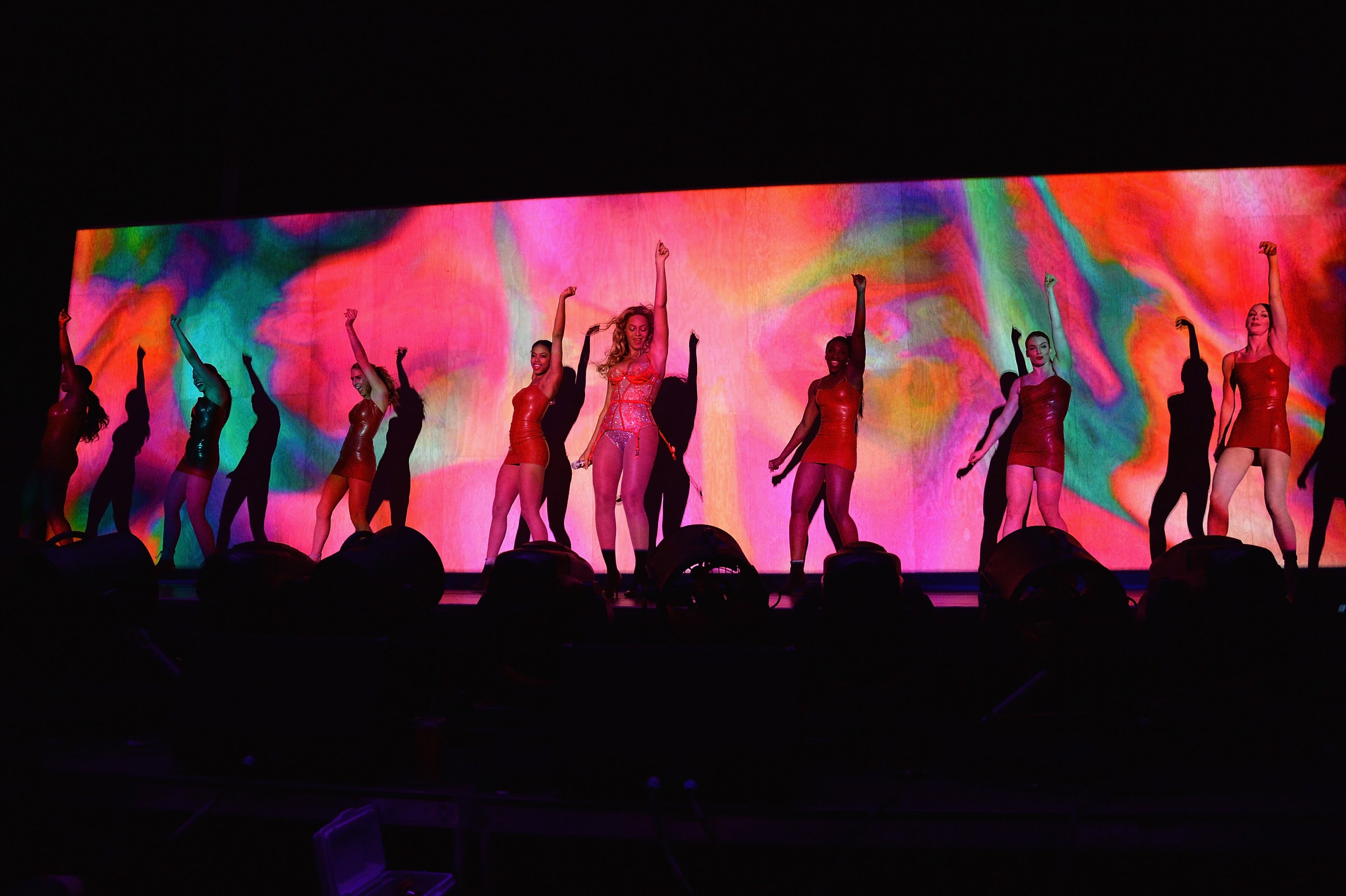 PHILADELPHIA, PA - SEPTEMBER 05: Beyonce (C) performs onstage during the 2015 Budweiser Made in America Festival at Benjamin Franklin Parkway on September 5, 2015 in Philadelphia, Pennsylvania. (Photo by Kevin Mazur/Getty Images for Anheuser-Busch)