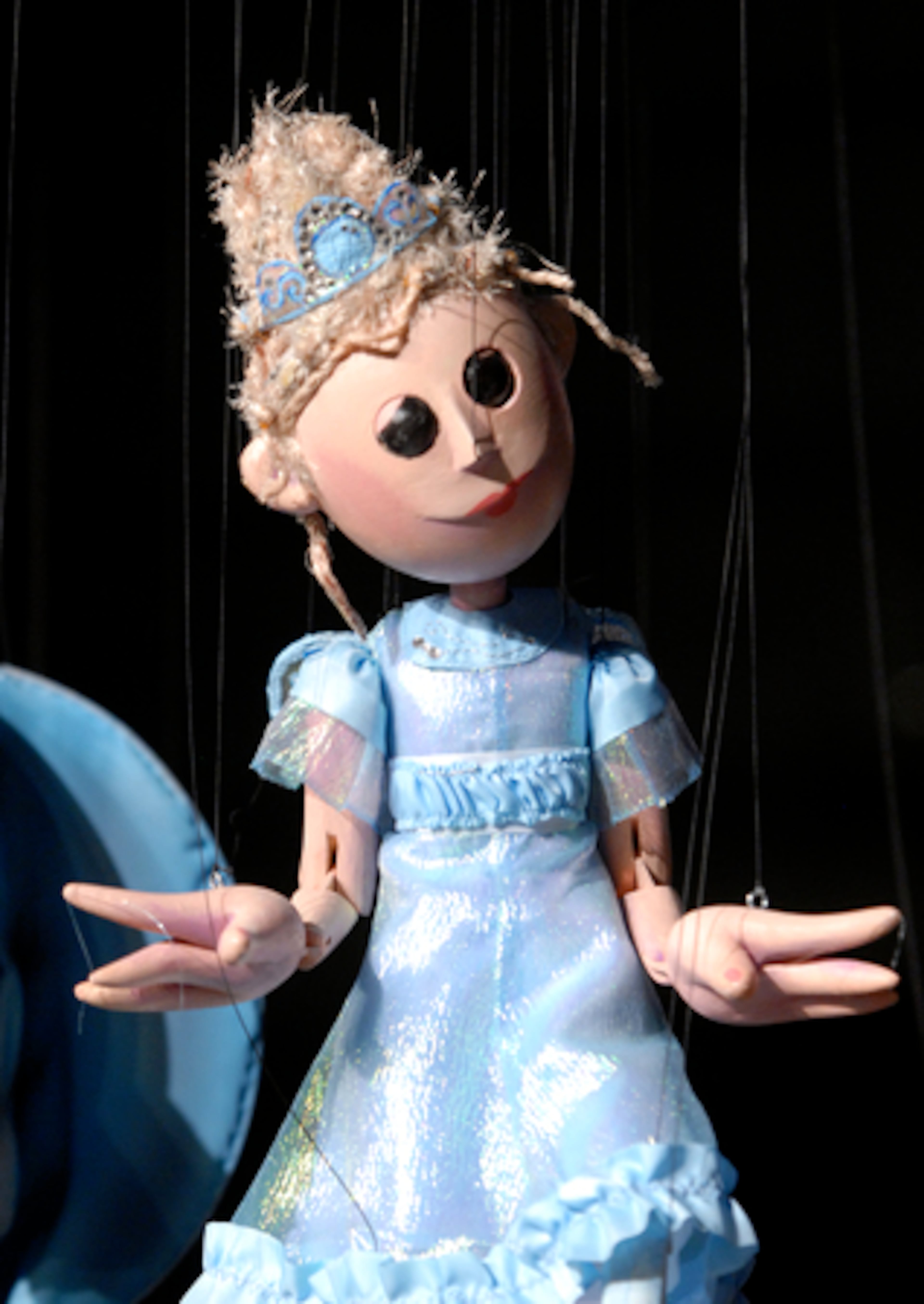 THE NEW PUPPET SHOW "Cinderella Della Circus" at the Center for Puppetry Arts is about a lovely and kind young woman from a poor background who marries the prince of her dreams. But that's about all this new story has in common with one of the world's oldest and most frequently adapted fairy tales.