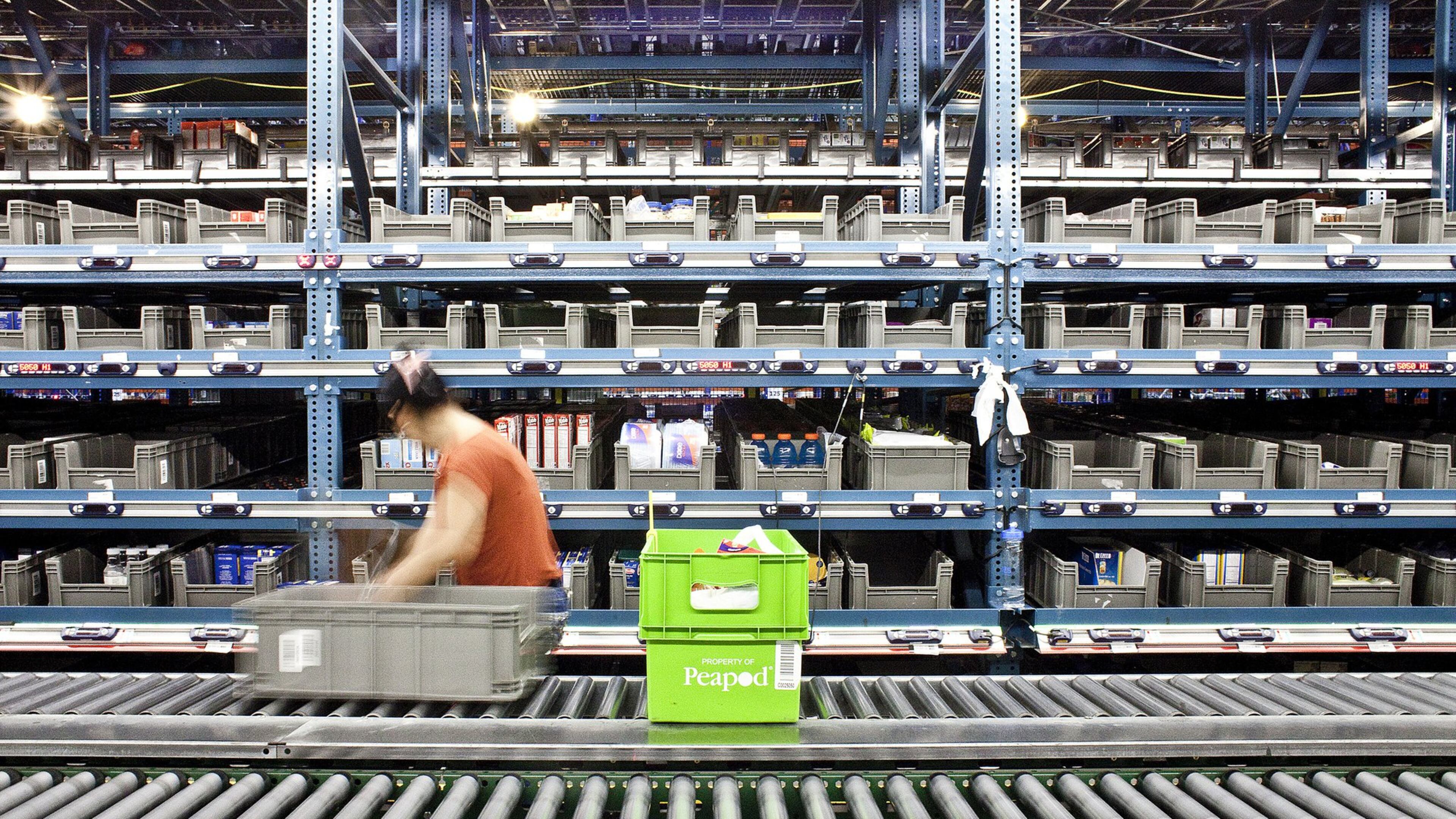 The labor market has tightened, but wage growth is not taking off. (Bryan Anselm/The New York Times)