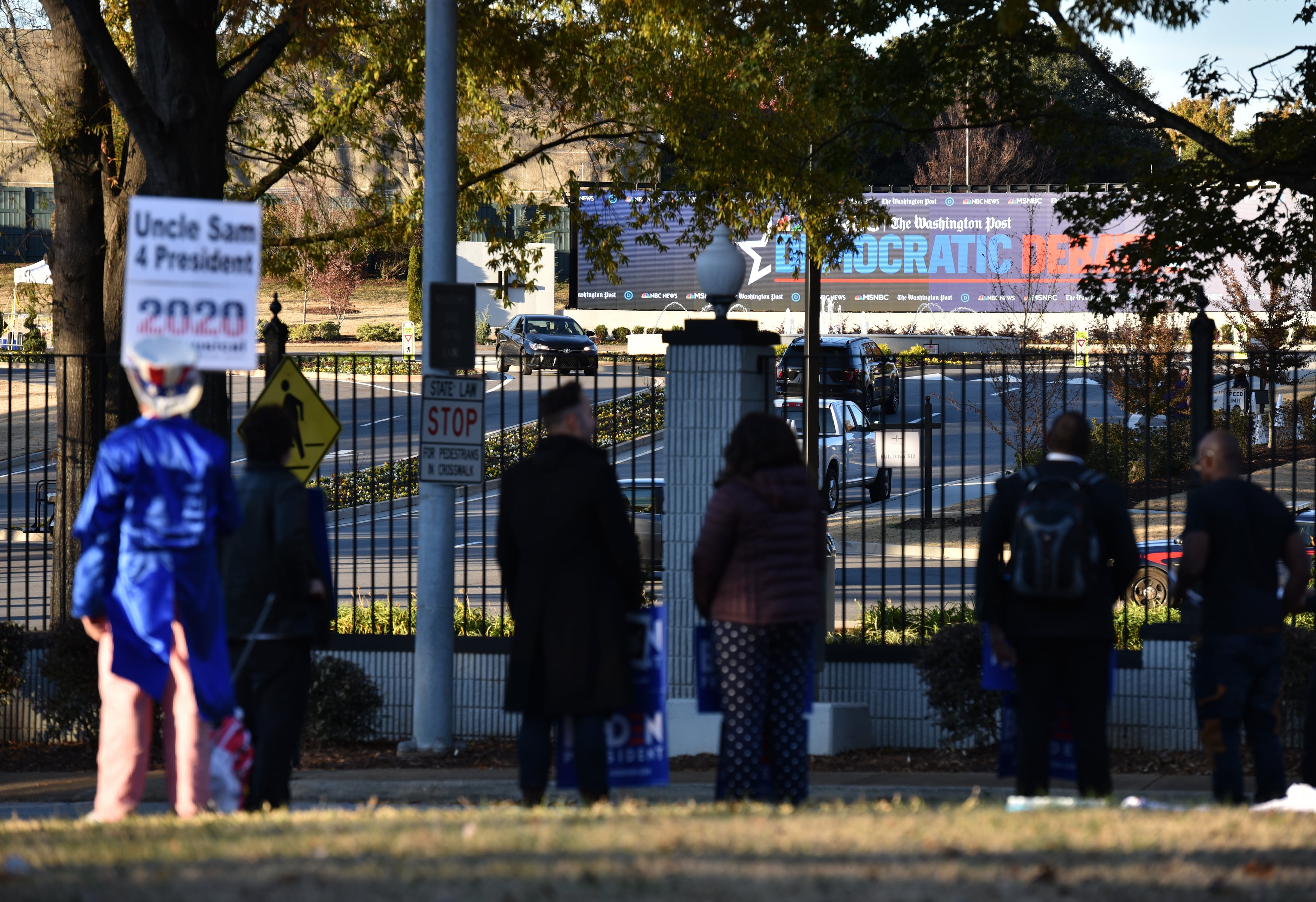 November 20, 2019 Atlanta - A group of Democratic presidential candidate supporters stands outside Tyler Perry Studios ahead of the 2020 Democratic presidential debate on Tuesday, November 20, 2019. (Hyosub Shin / Hyosub.Shin@ajc.com)