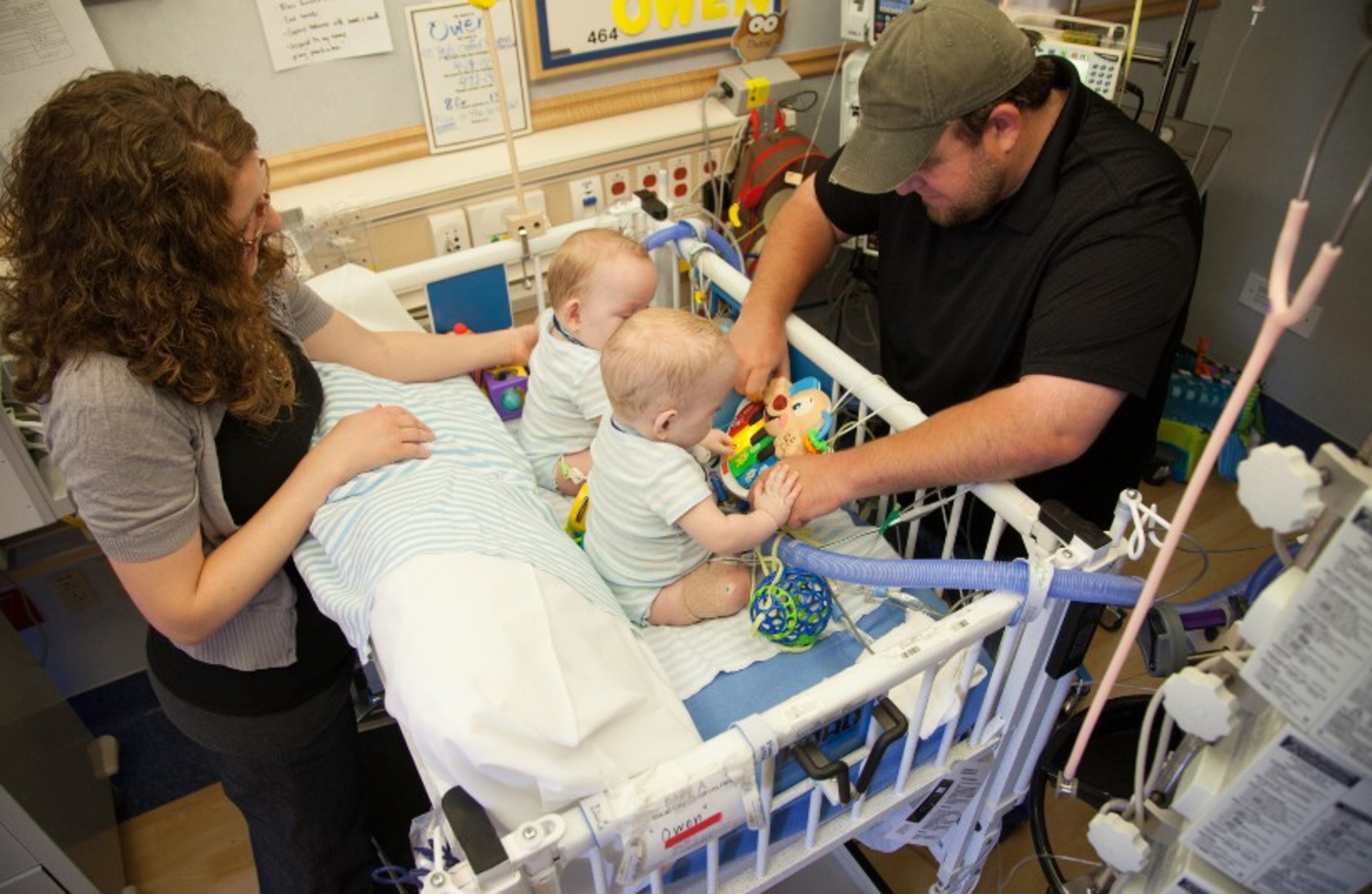 Jenni and Dave Ezell with their twins boys Owen and Emmett at the Medical City Children's Hospital were released today after the conjoined twins were separated on August 24. Ezell Family/Medical City Children's Hospital