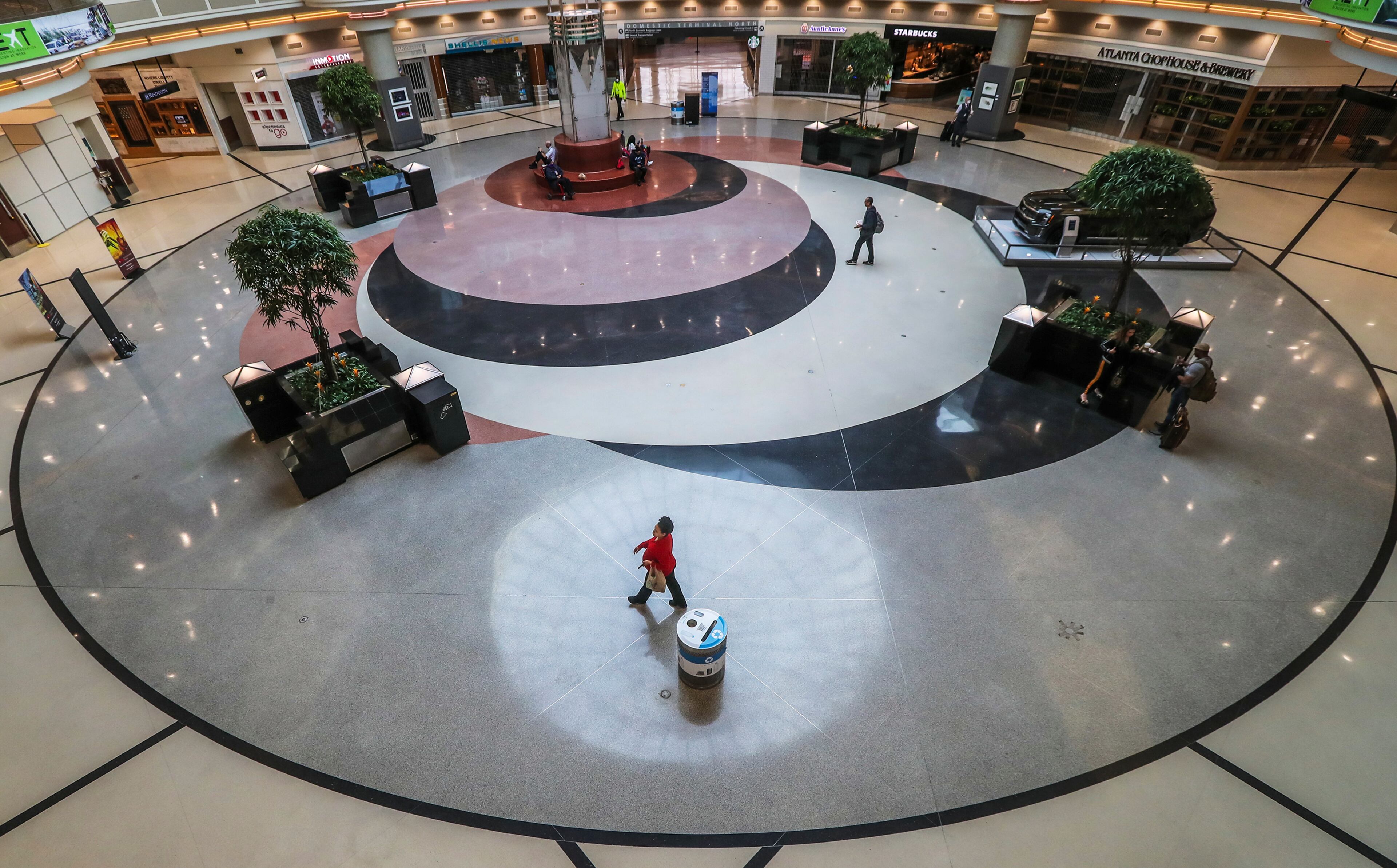 Former Mayor Andrew Young warns that the decline of traffic through Hartsfield-Jackson International Airport represents an economic crisis that no one in the city of Atlanta will be able to escape. (JOHN SPINK/JSPINK@AJC.COM)
