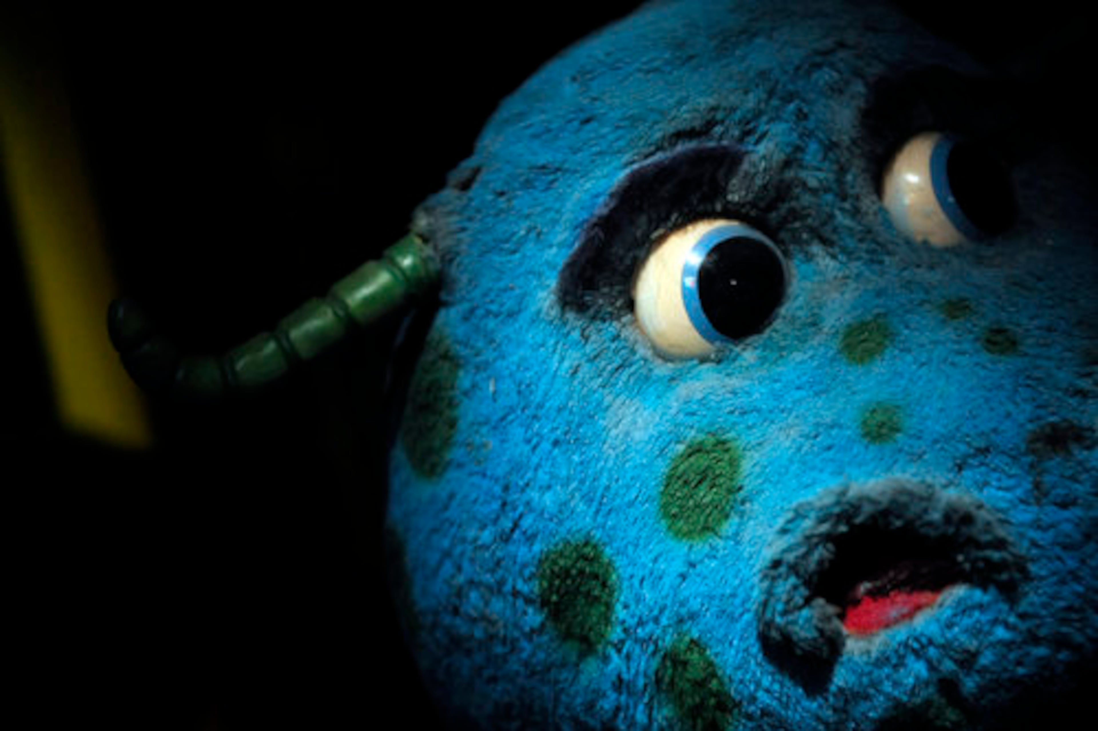 After 28 years of operation, the Monster Plantation ride at Six Flags Over Georgia will be redesigned and open in May 2009 as Monster Mansion.