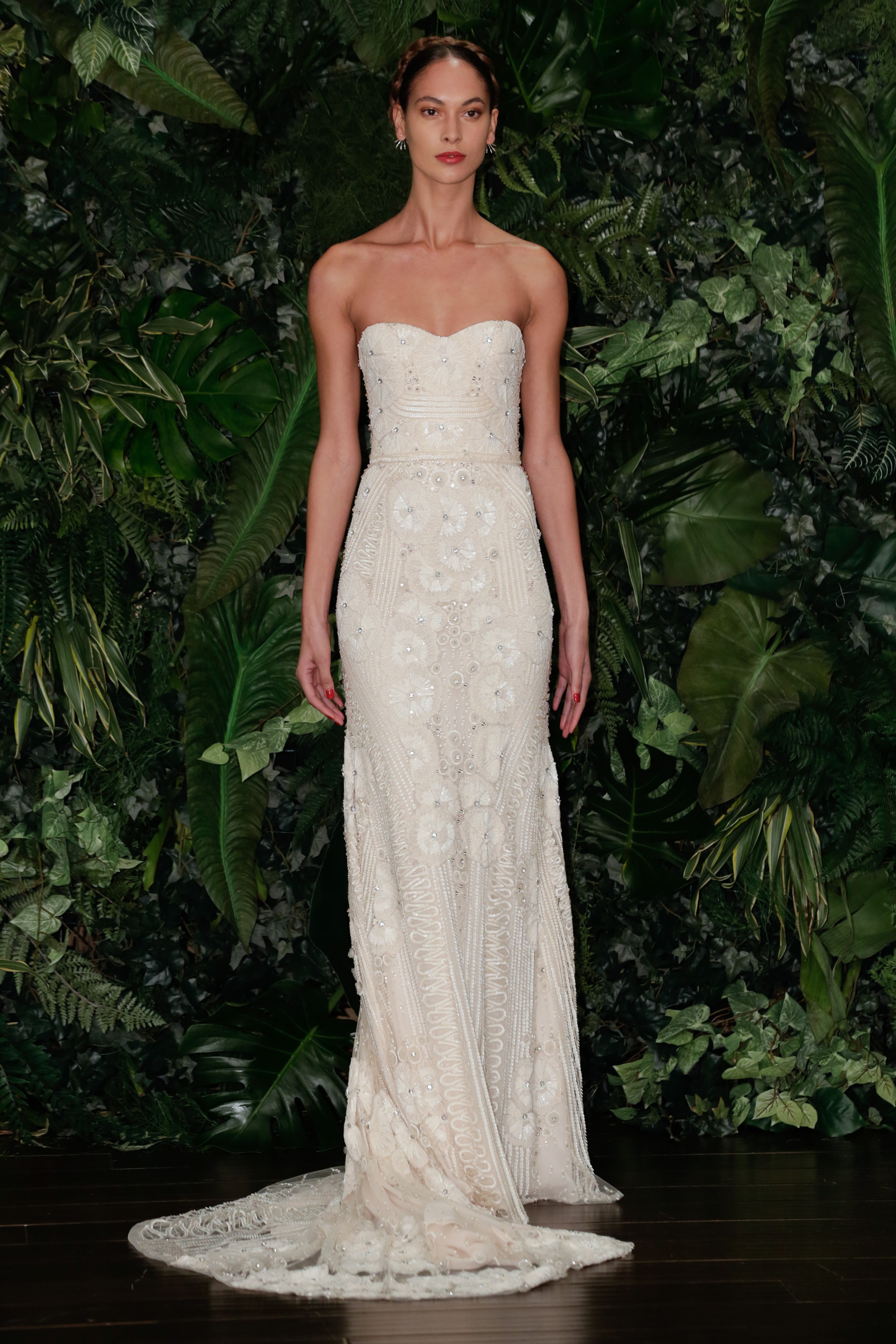 A model poses during the Naeem Khan Fall/Winter 2014 Bridal Collection presentation and reception on Oct. 12, 2013, in New York City.