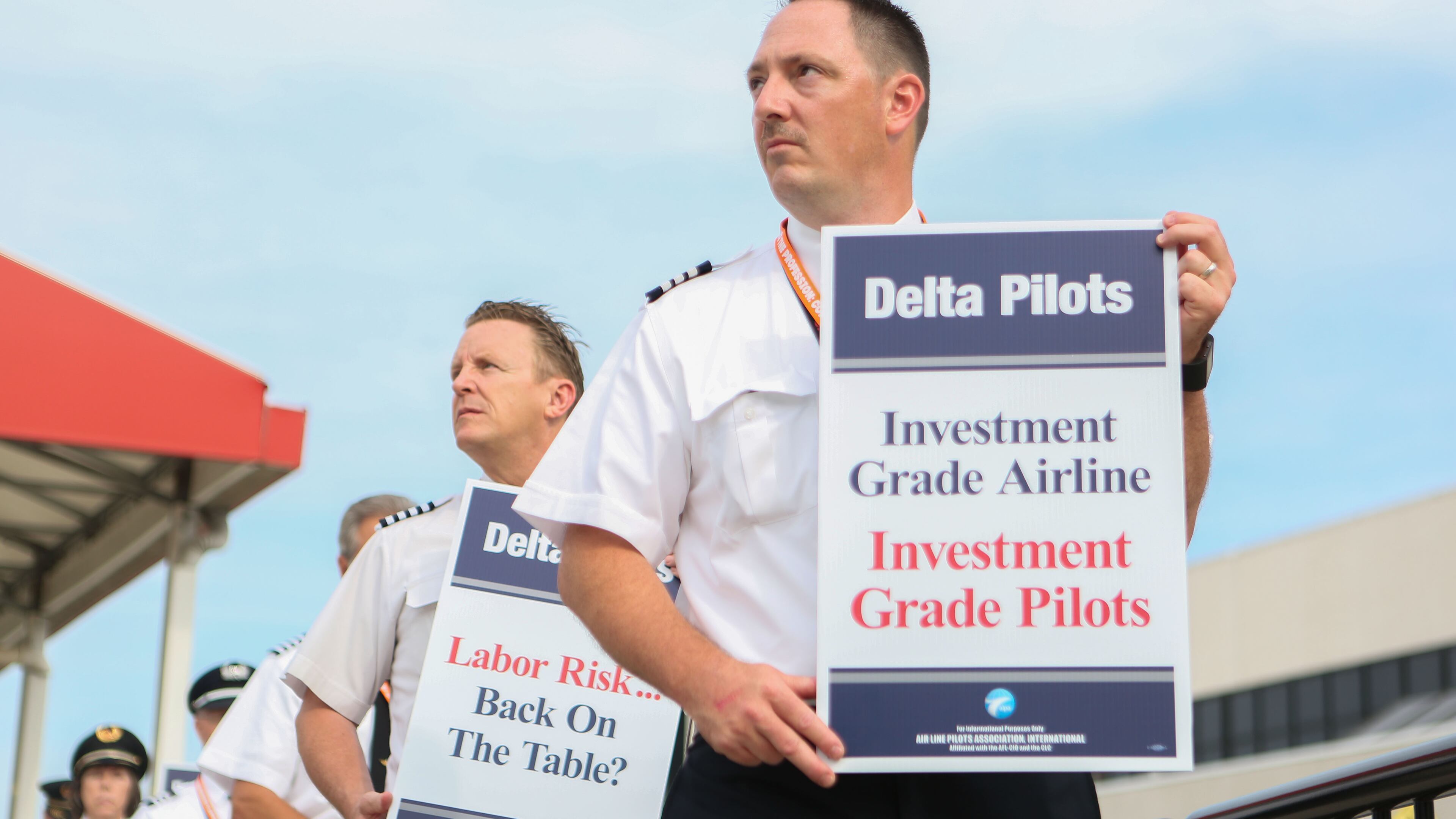 June 24, 2016 Atlanta: Delta pilots conduct informational picketing at the south terminal at Hartsfield-Jackson Atlanta International Airport on Friday morning. Delta pilots are raising awareness and urgency with Delta management for higher pay in negotiations for a new labor contract. "We are almost six months overdue for a new labor contract," said Master Executive Council (MEC) Chairman of Delta Airlines, John Malone, who has worked at Delta Airlines for 28 years. Delta pilots around the country also participated on Friday morning. EMILY JENKINS/ EJENKINS@AJC.COM