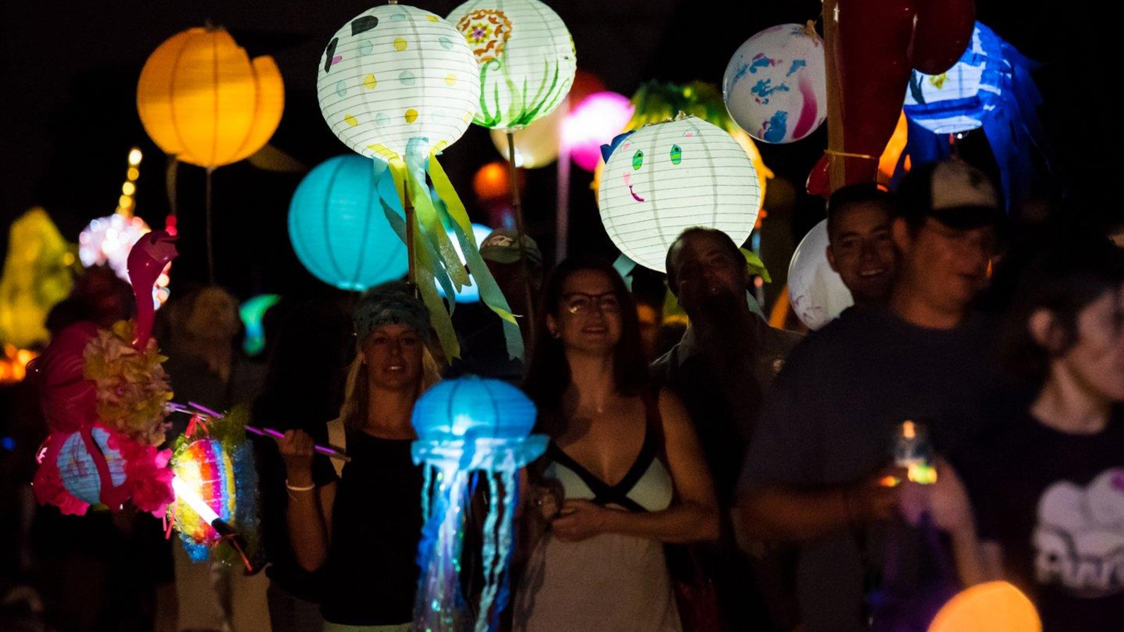 The Sandy Springs Lantern Parade will light up the evening on Saturday, May 9.
(Photo courtesy of Visit Sandy Springs/Steve Eberhardt)