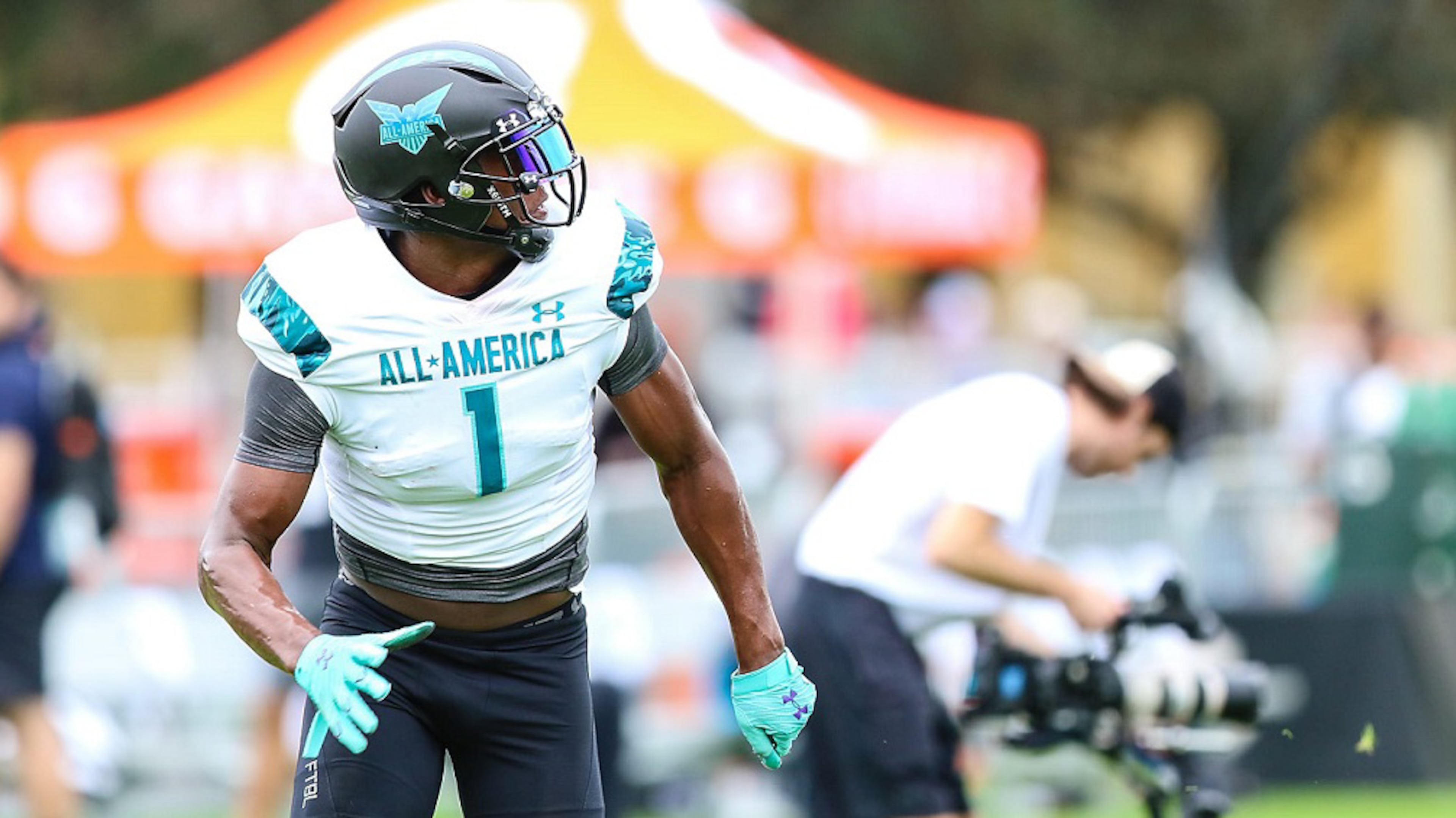 Darnell Washington of Las Vegas, Nev., practices for the 2020 Under Armour All-America game in Orlando, Fla., (Photo by Jeff Sentell/DawgNation)