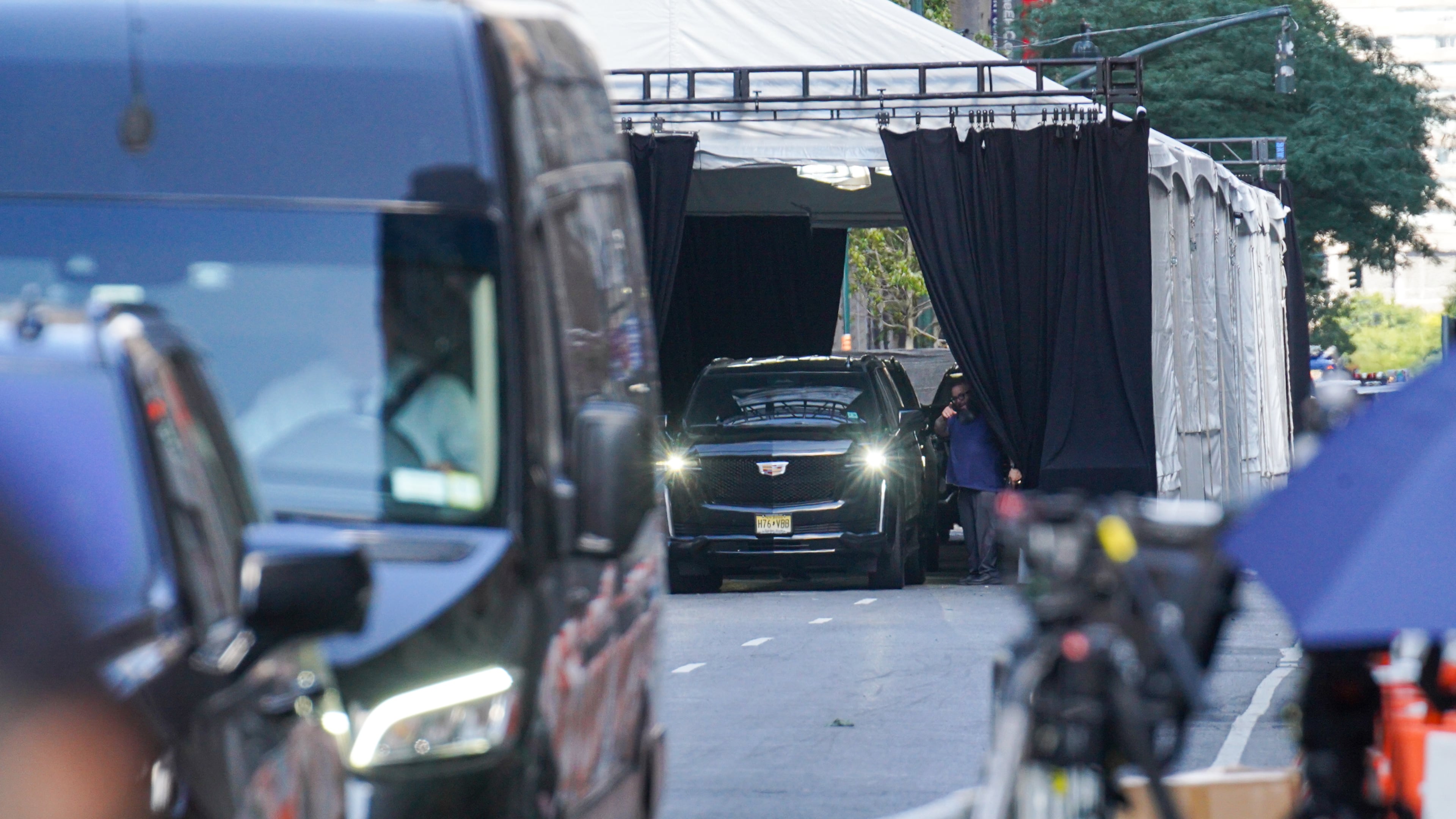 Guests arrive to Madison Square Garden ahead of a reported wedding between singer Taylor Swift and National Football League player Travis Kelce on Friday, July 3, 2026, in New York. (AP Photo/Ryan Murphy)