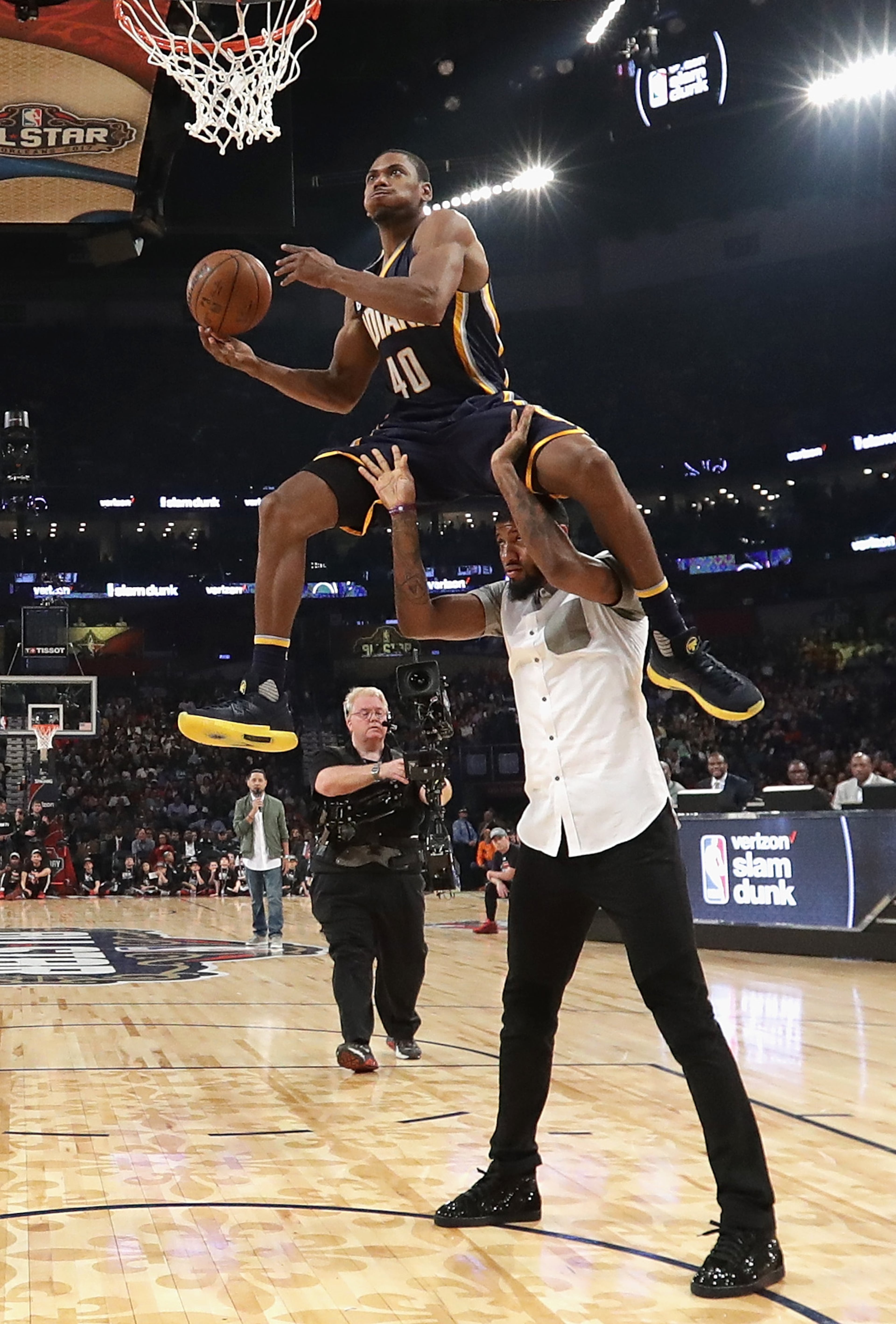 NEW ORLEANS, LA - FEBRUARY 18: Glenn Robinson III #40 of the Indiana Pacers competes in the 2017 Verizon Slam Dunk Contest with Paul George #13 of the Indiana Pacers at Smoothie King Center on February 18, 2017 in New Orleans, Louisiana. NOTE TO USER: User expressly acknowledges and agrees that, by downloading and/or using this photograph, user is consenting to the terms and conditions of the Getty Images License Agreement. (Photo by Ronald Martinez/Getty Images)