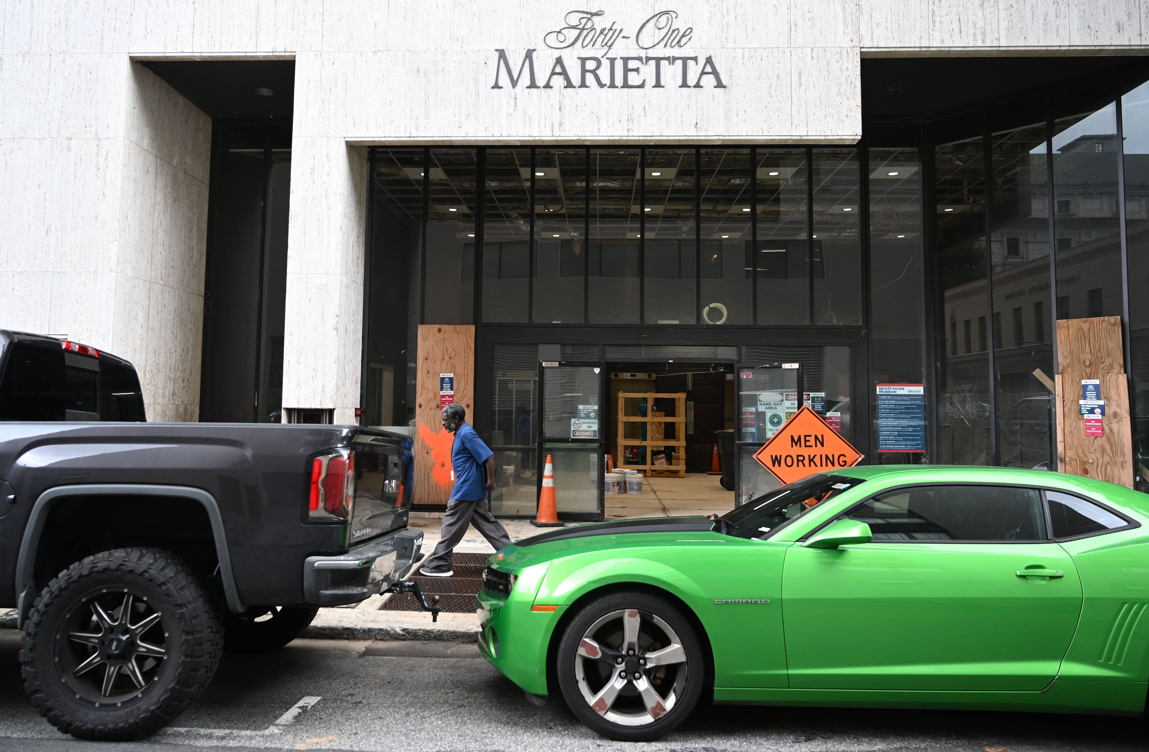 The 13-story office building at 41 Marietta St. NW in downtown’s Fairlie-Poplar district went through foreclosure in 2024 amid a residential conversion. (Hyosub Shin/AJC)