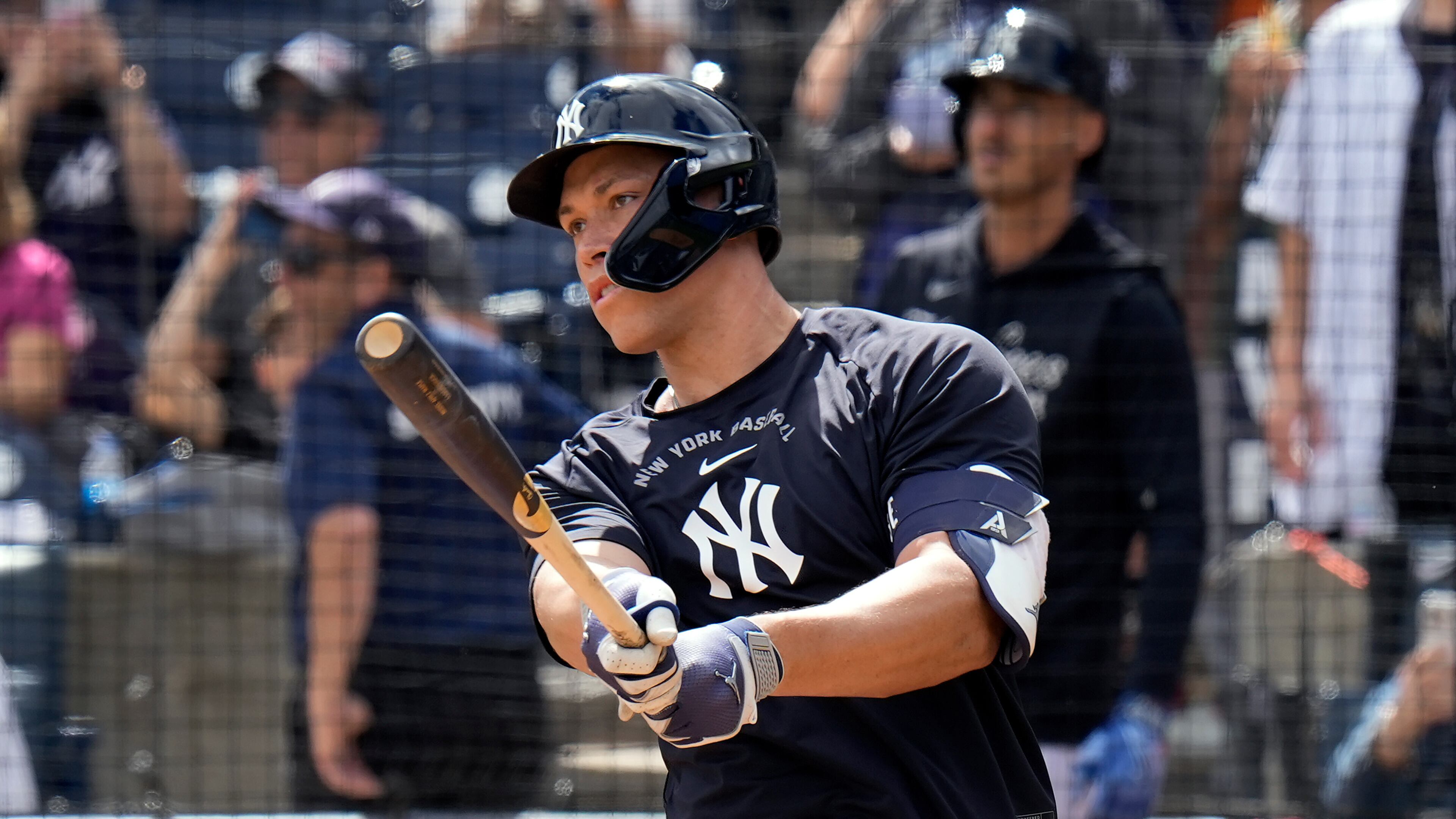New York Yankees' Aaron Judge takes live batting practice during a spring training baseball workout Monday, Feb. 16, 2026, in Tampa, Fla. (AP Photo/Chris O'Meara)