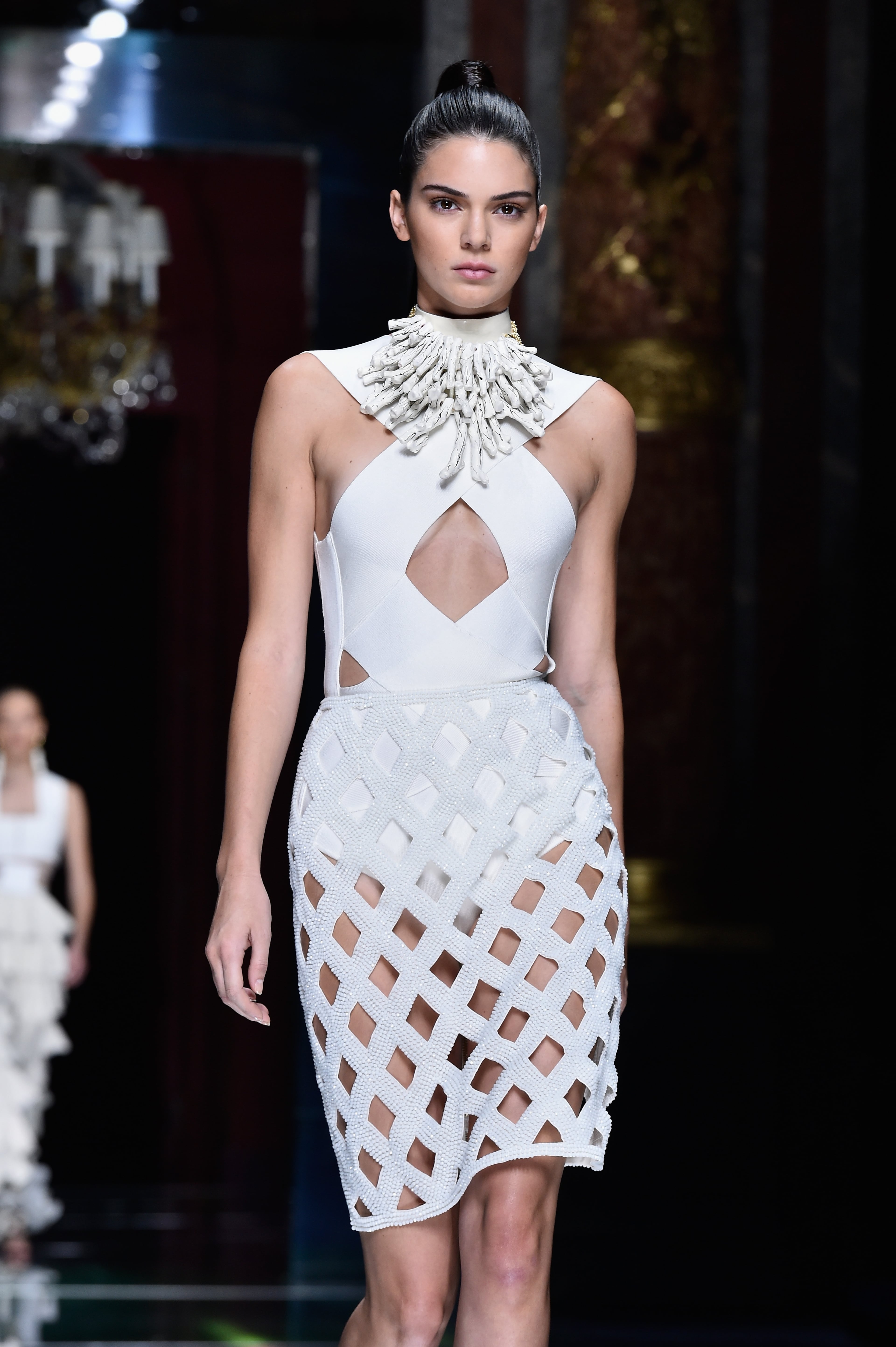 PARIS, FRANCE - OCTOBER 01: Kendall Jenner walks the runway during the Balmain show as part of the Paris Fashion Week Womenswear Spring/Summer 2016 on October 1, 2015 in Paris, France. (Photo by Pascal Le Segretain/Getty Images)