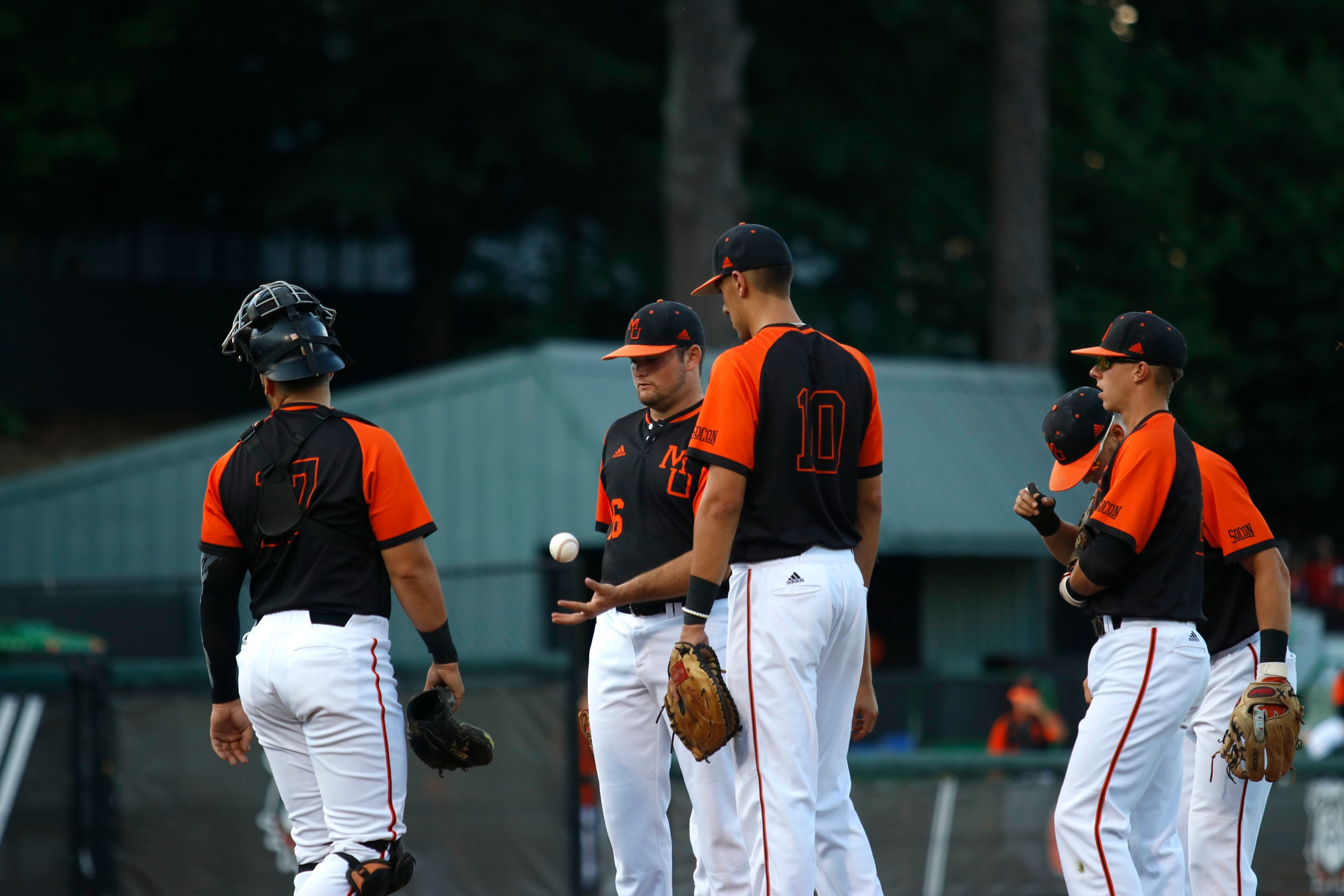 The Mercer infield regroups as Georgia has bases loaded. The Georgia Bulldogs take on the Mercer Bears in the first round of the NCAA regional playoffs on May 31, 2019 in Athens, Georgia. (Daniela Rico/ The Red & Black)