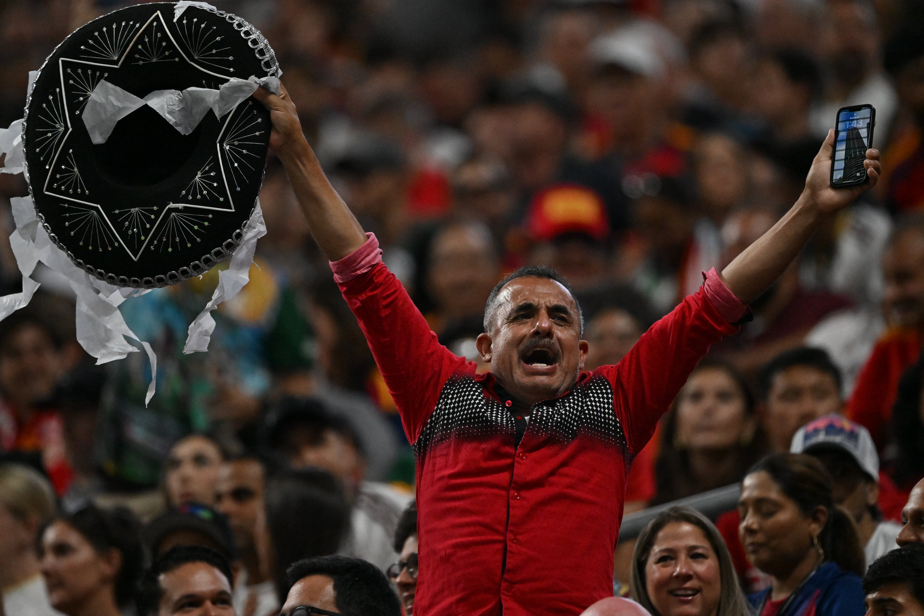 Spain fans cheer during the second half of the Spain vs. Saudi Arabia World Cup match Sunday, June 21, 2026, at Atlanta Stadium. (Hyosub Shin/AJC)