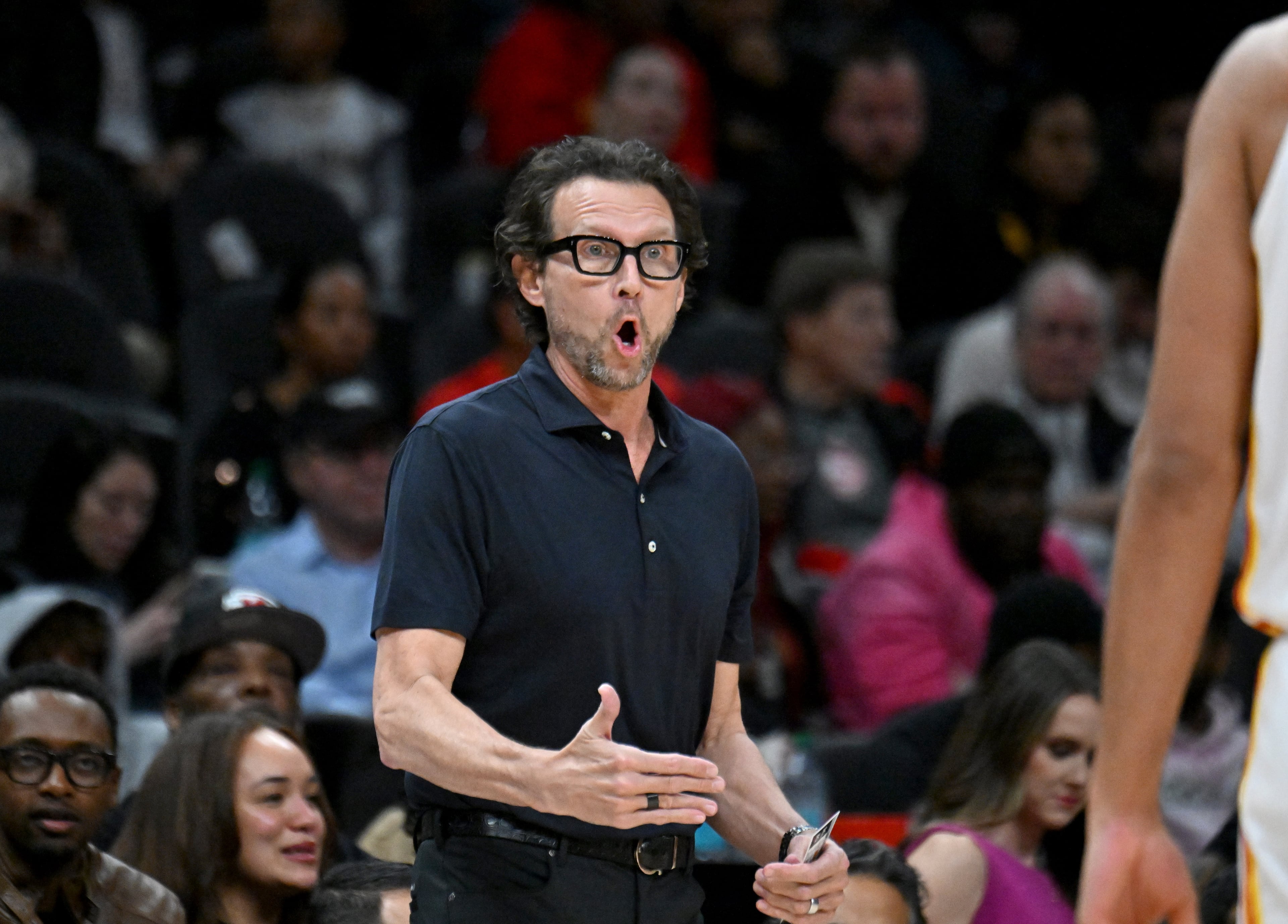 Atlanta Hawks Head Coach Quin Snyder shouts instructions during the second half in an NBA basketball game at State Farm Arena, Wednesday, Jan. 7, 2026, in Atlanta. Atlanta Hawks won 117-100 over New Orleans Pelicans. (Hyosub Shin/AJC)
