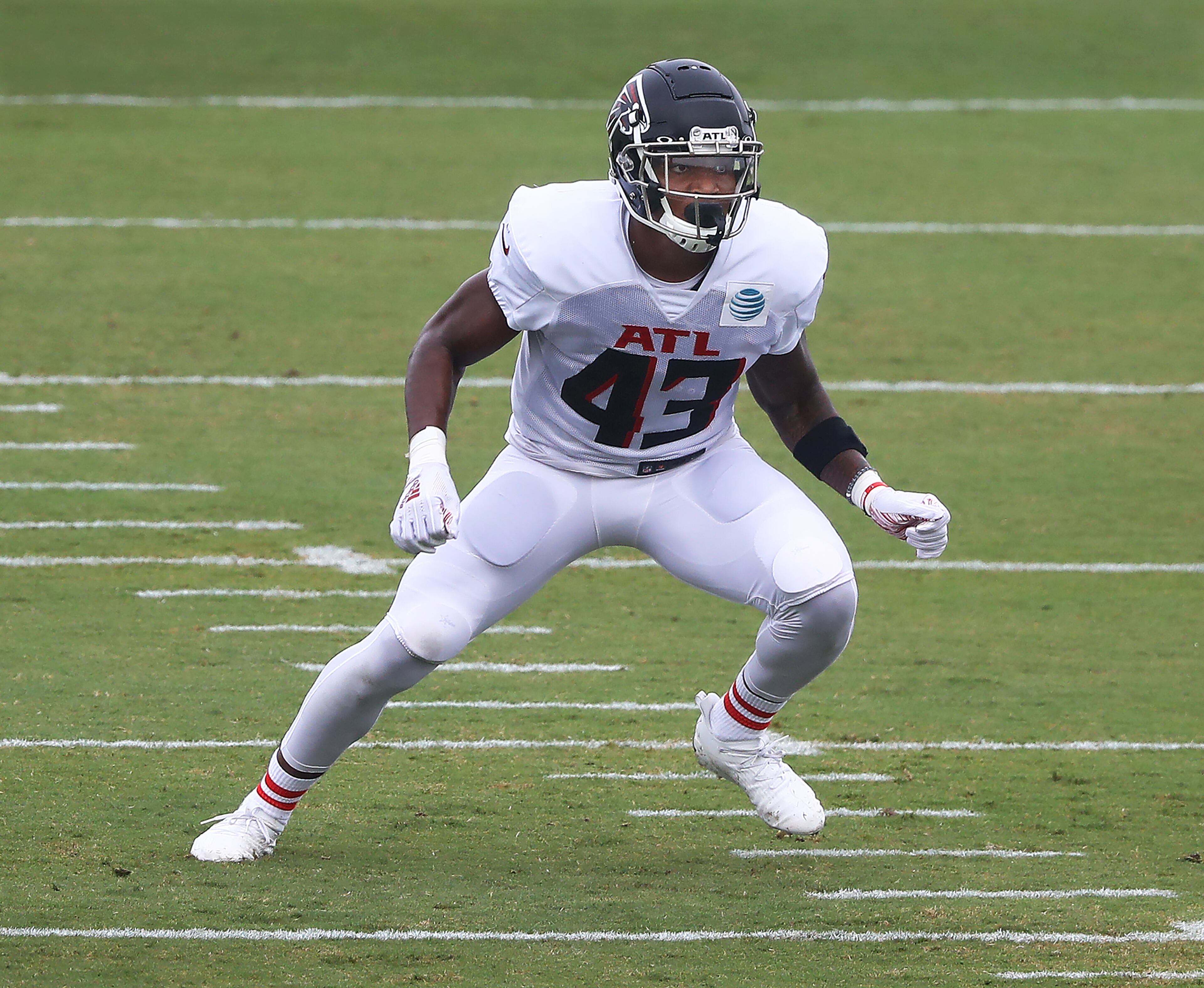 Falcons rookie linebacker Mykal Walker runs a defensive coverage drill. Curtis Compton ccompton@ajc.com