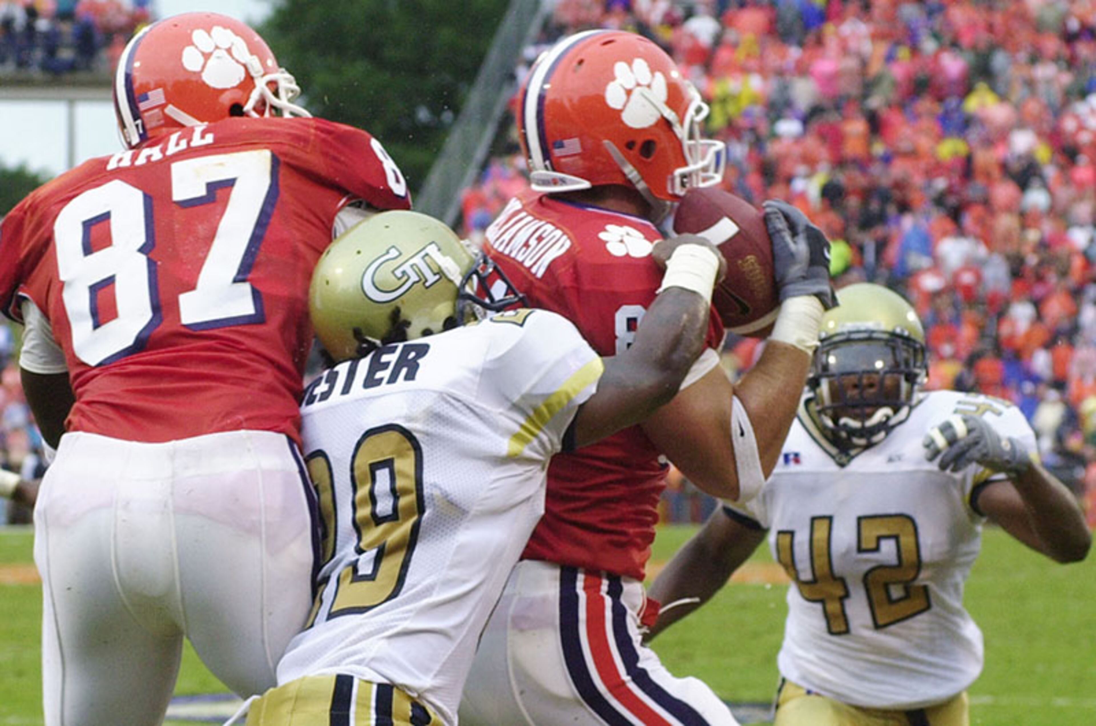 Clemson 24, Georgia Tech 19, 2002, at Memorial Stadium: Clemson led from start to finish. The Tigers' first touchdown (on their second possession) was a 77-yard scamper by running back Derrick Hamilton. Hamilton had a career day against Tech, posting 256 all-purpose yards Tight end Bobby Williamson caught a 2-yard pass in the closing seconds of the first half to give Clemson a 17-6 lead.