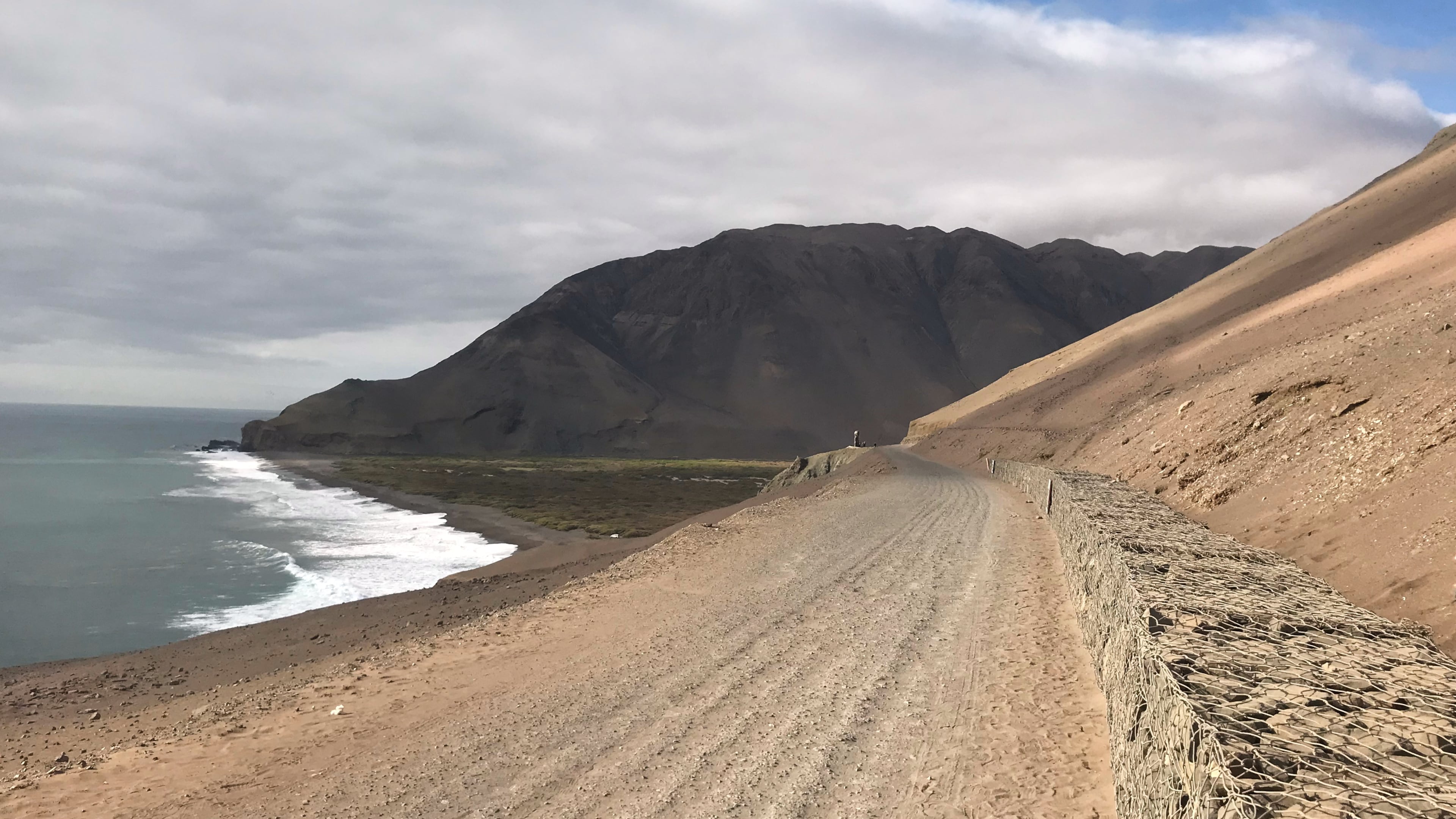 This photo provided by Bernardo Arriaza shows the Camarones coast on Nov. 2, 2018, in Northern Chile, where scientists found evidence of ancient smallpox infections. (Bernardo Arriaza via AP)