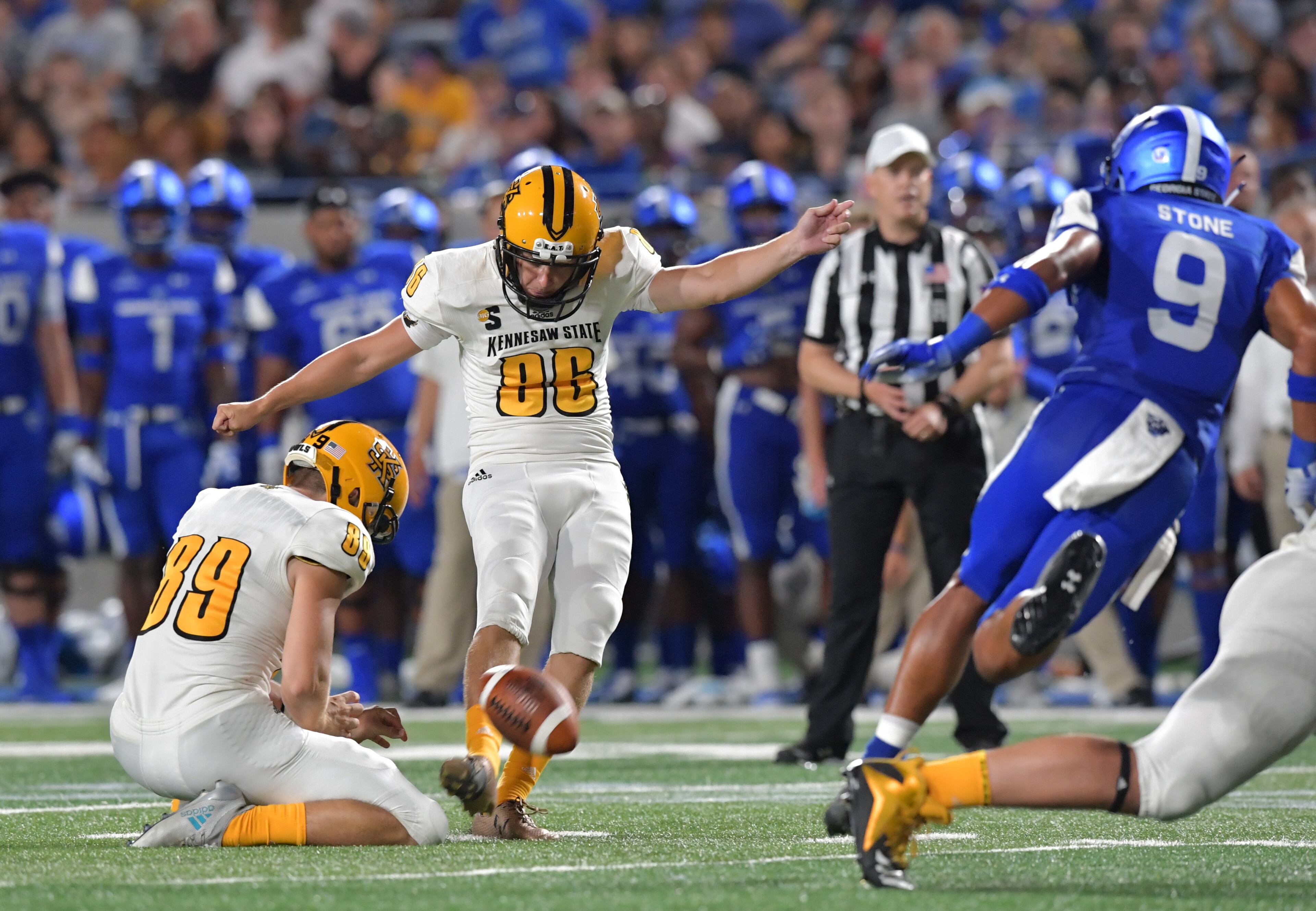 August 30, 2018 Atlanta - Kennesaw State place kicker Justin Thompson (86) kicks for extra points in the second half of Georgia State season opening game against the Kennesaw State at Georgia State Stadium on Thursday, August 30, 2018. Georgia State won 24-20 over the Kennesaw State. HYOSUB SHIN / HSHIN@AJC.COM