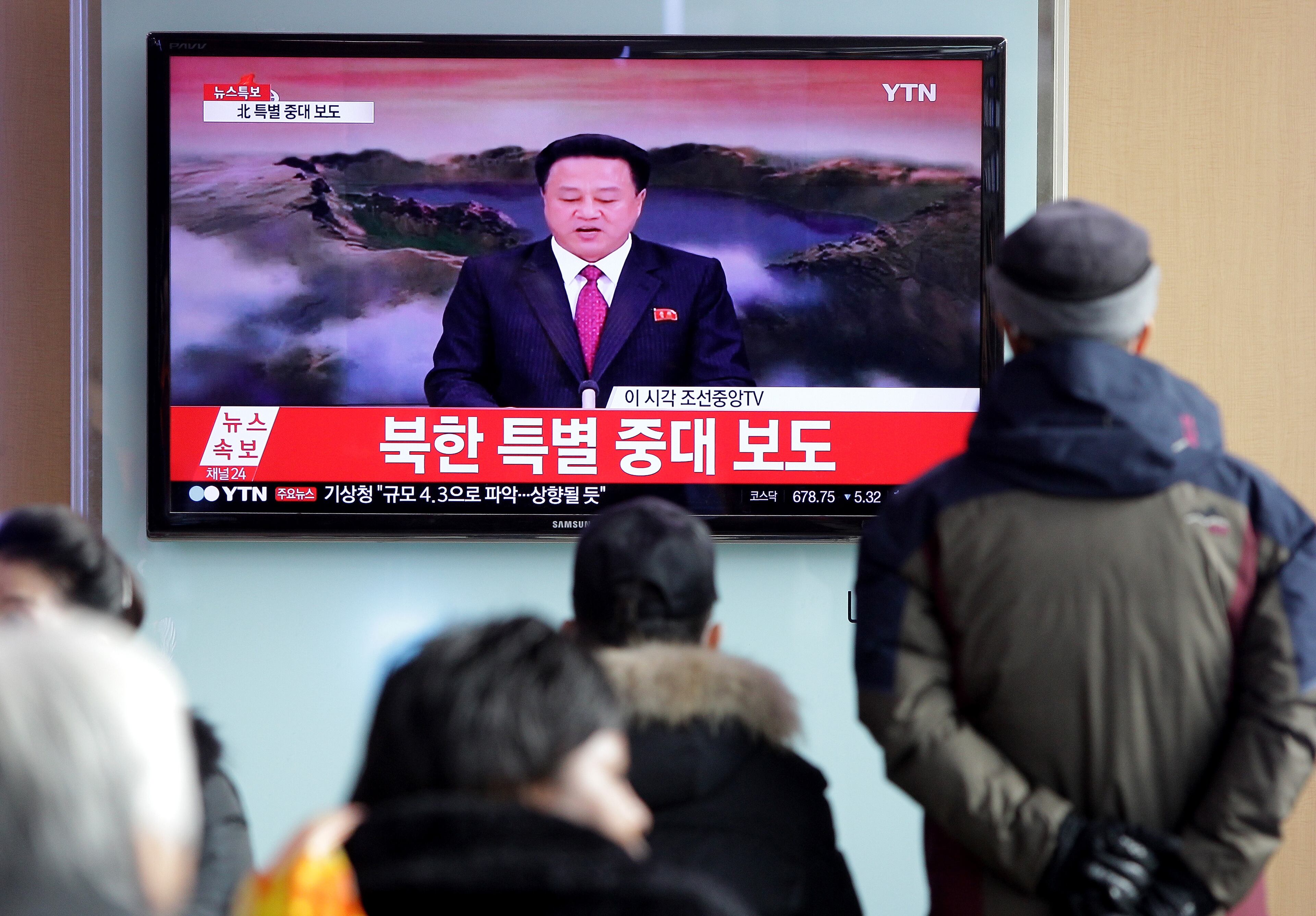 SEOUL, SOUTH KOREA - JANUARY 06: South Korean watch a television broadcast reporting the North Korea's Hydrogen Bomb Test at the Seoul Railway Station on January 6, 2016 in Seoul, South Korea. North Korea confirmed it has conducted a hydrogen bomb test after South Korea's Metrological Administration detected an 'artificial earthquake' near Punggye-ri, North Korea's main nuclear testing site on January 6, 2015. (Photo by Chung Sung-Jun/Getty Images)