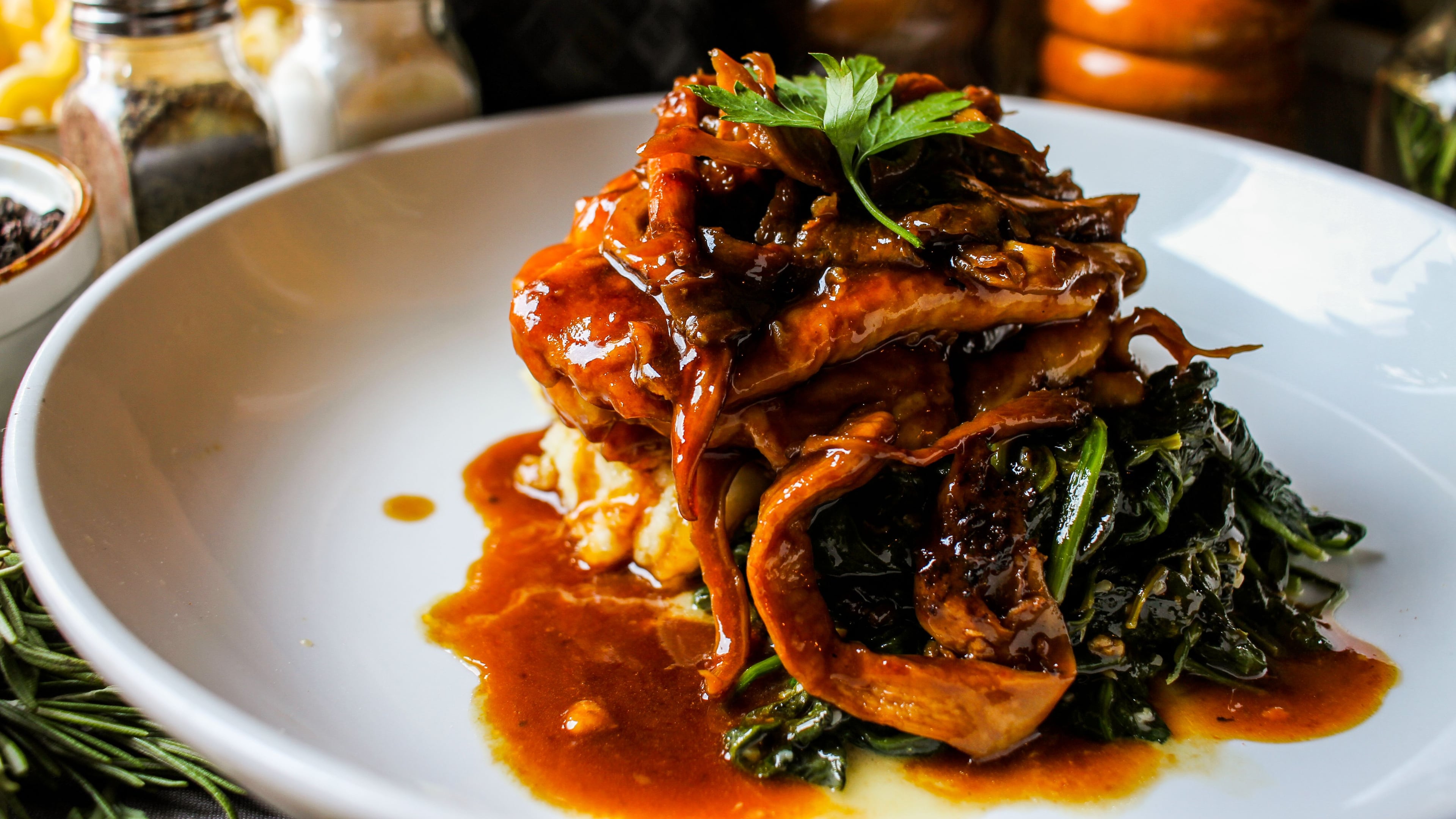 Cibo e Beve’s Chicken Marsala
Courtesy of Spothopper