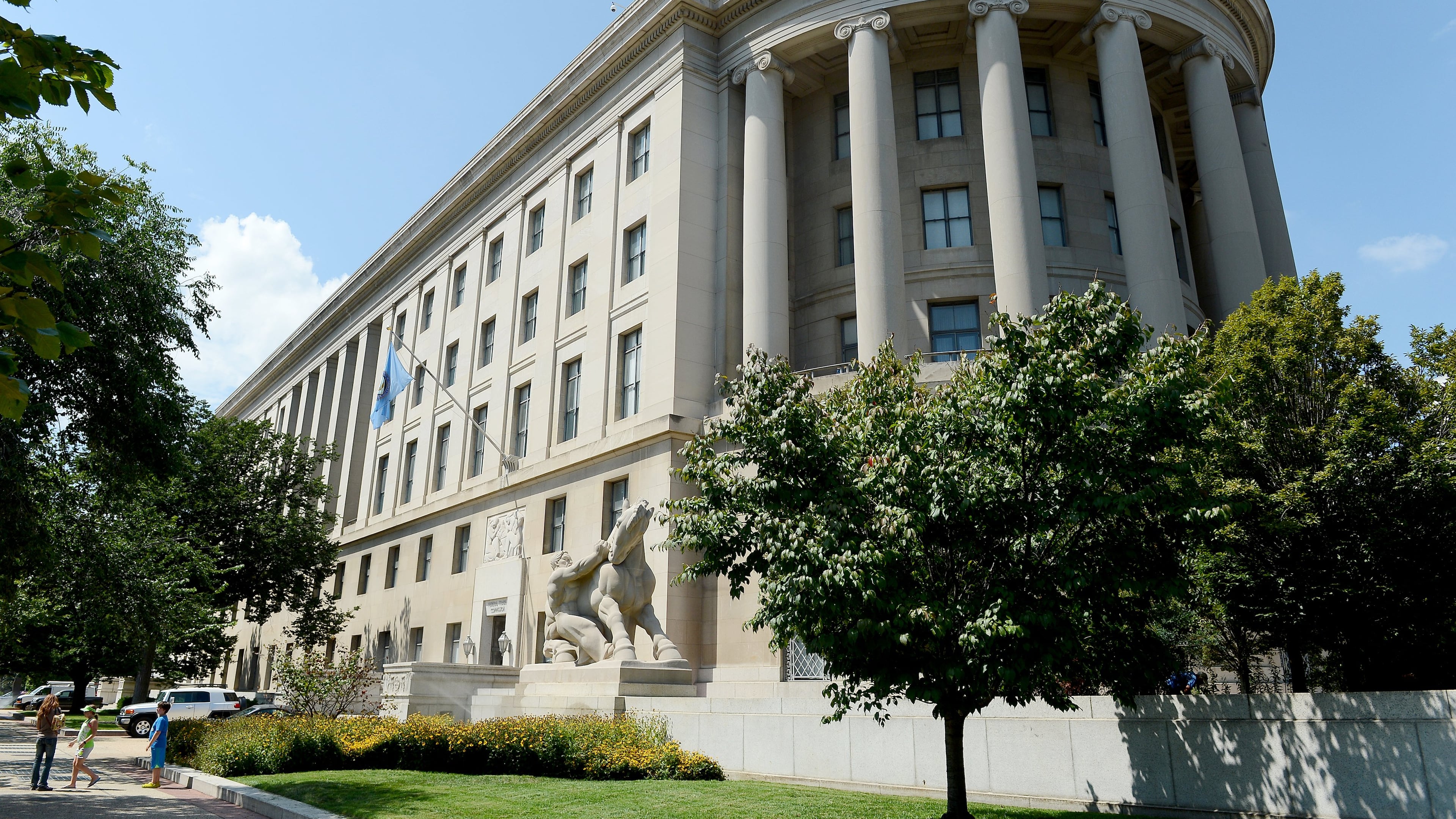 The Federal Trade Commission building in Washington, D.C., is seen on Thursday, Aug. 22, 2013. (Chuck Myers/TNS)