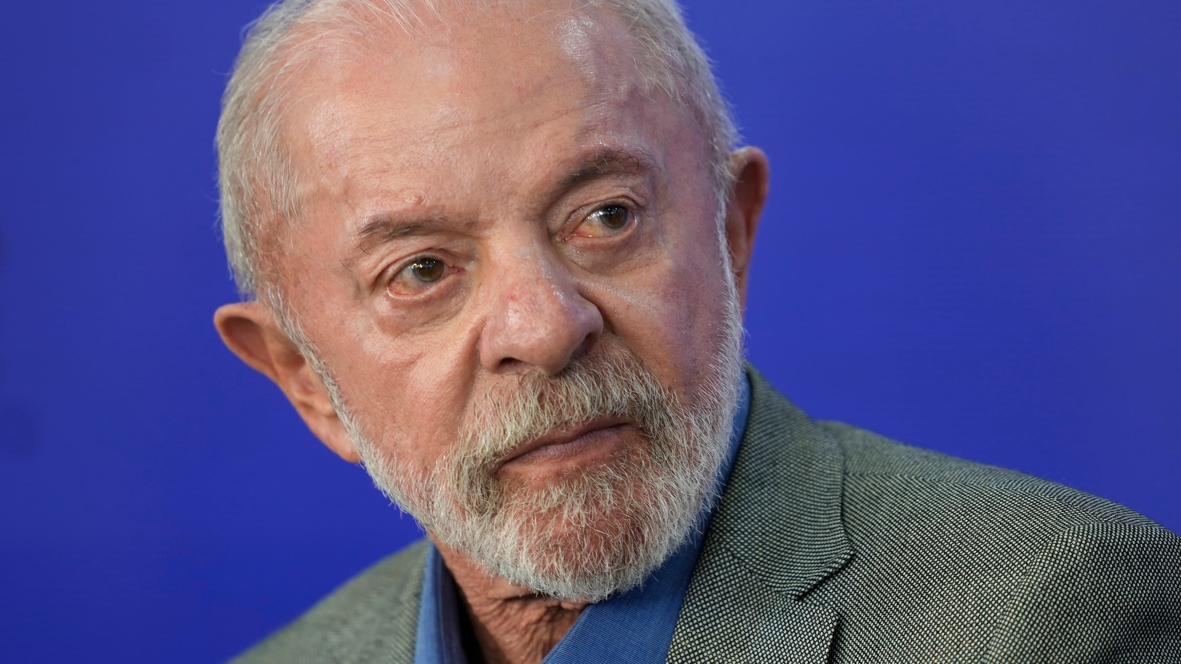 Brazilian President Luiz Inacio Lula da Silva, who is running for reelection, attends a ceremony to sign a decree regulating the video game industry in Brasilia, Brazil, Wednesday, Oct. 14, 2026. (AP Photo/Eraldo Peres)