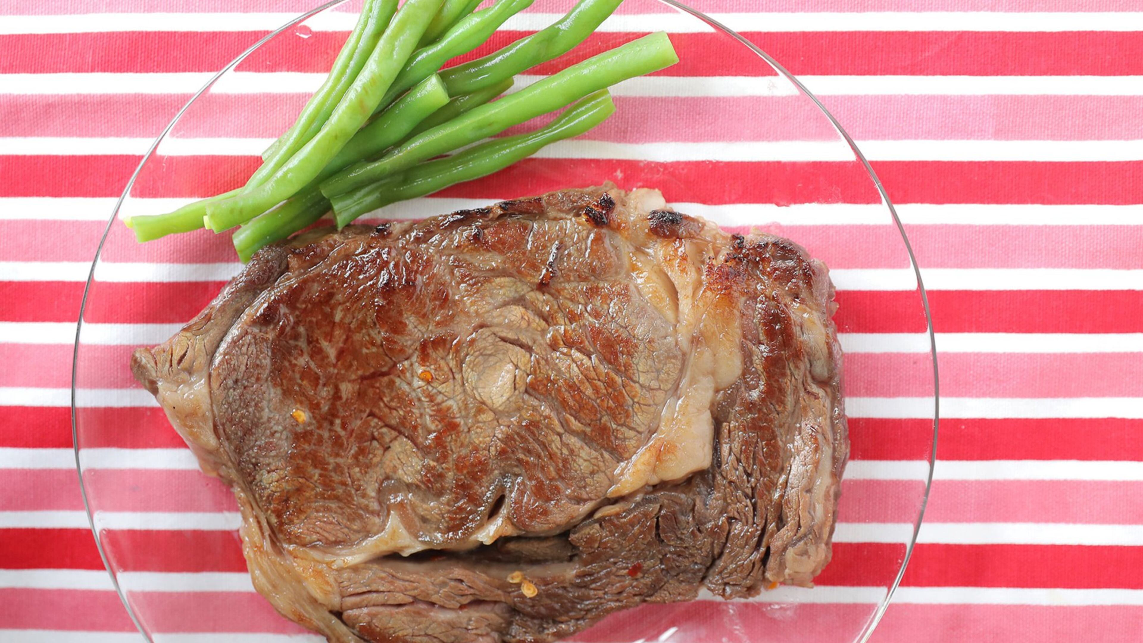 Bourbon-marinated steak. (Lauri Skrivan/St. Louis Post-Dispatch/TNS)