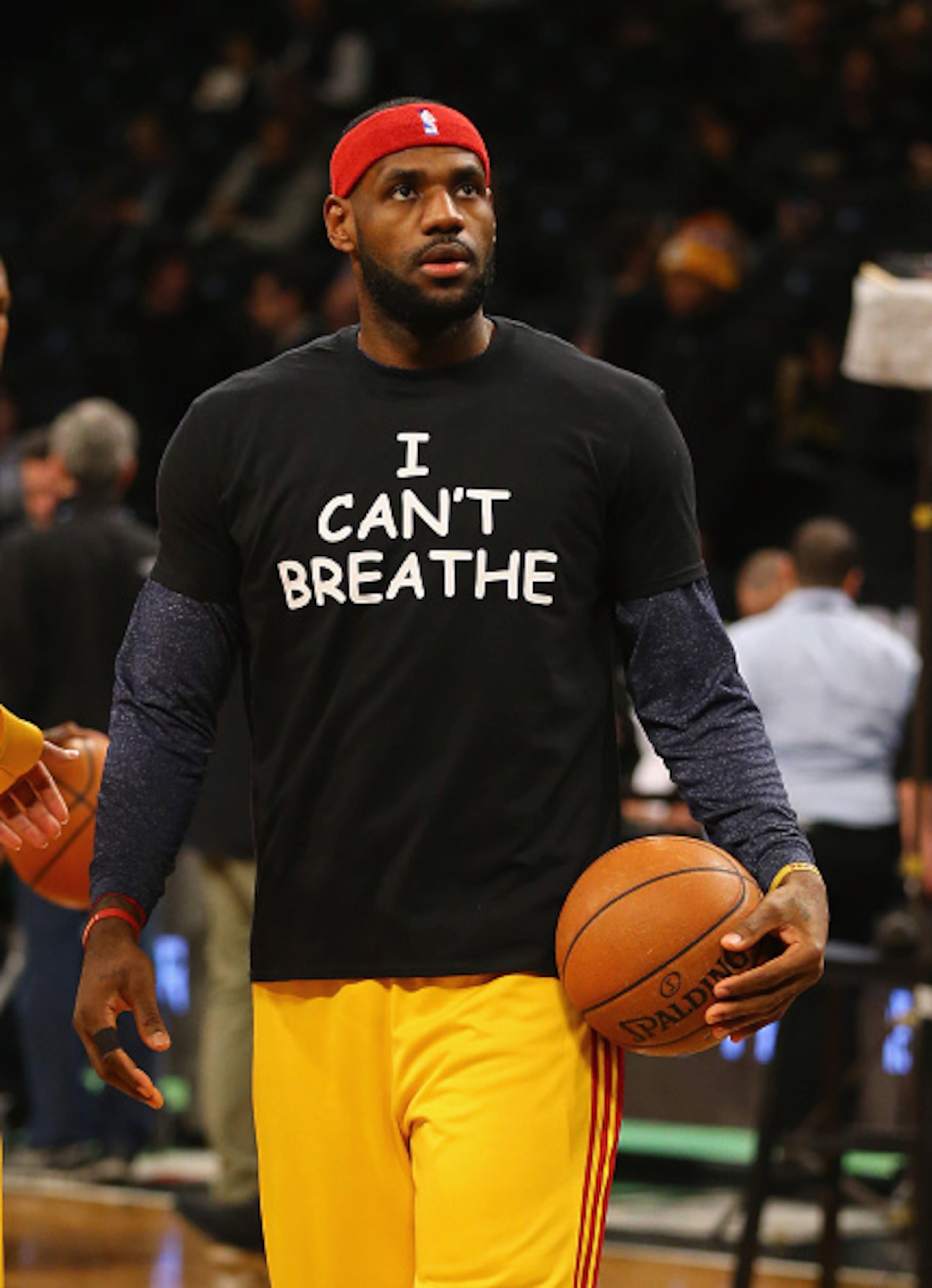 LeBron James #23 of the Cleveland Cavaliers wears an "I Can't Breathe" shirt during warmups before a game against the Brooklyn Nets at the Barclays Center on December 8, 2014 in New York City. (Photo by Al Bello/Getty Images)