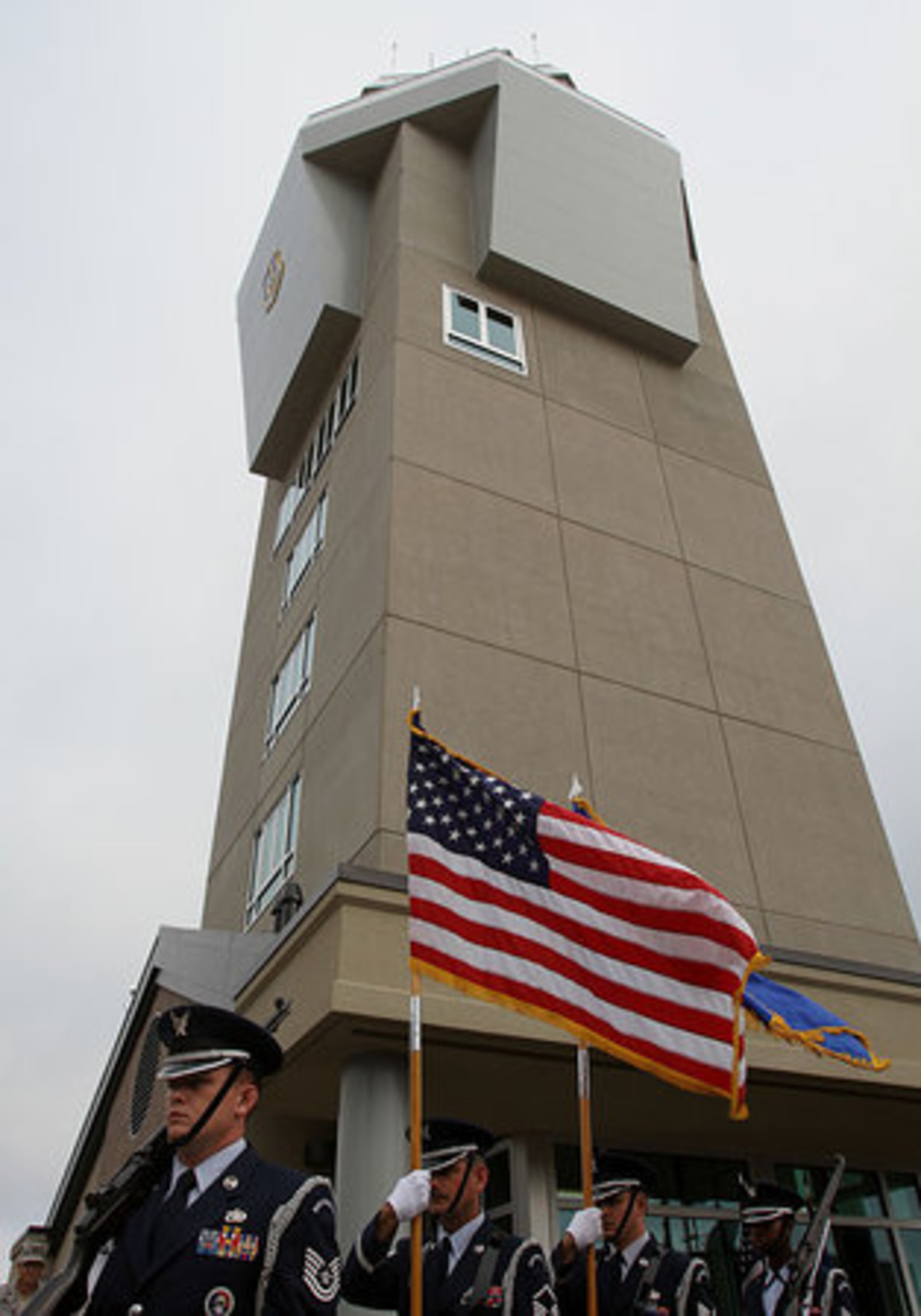 The tower provides air traffic control service to the 94 AW, Lockheed Martin (AF Plant 6), U.S. Army Reserves, the Georgia Army Guard and the FBI.