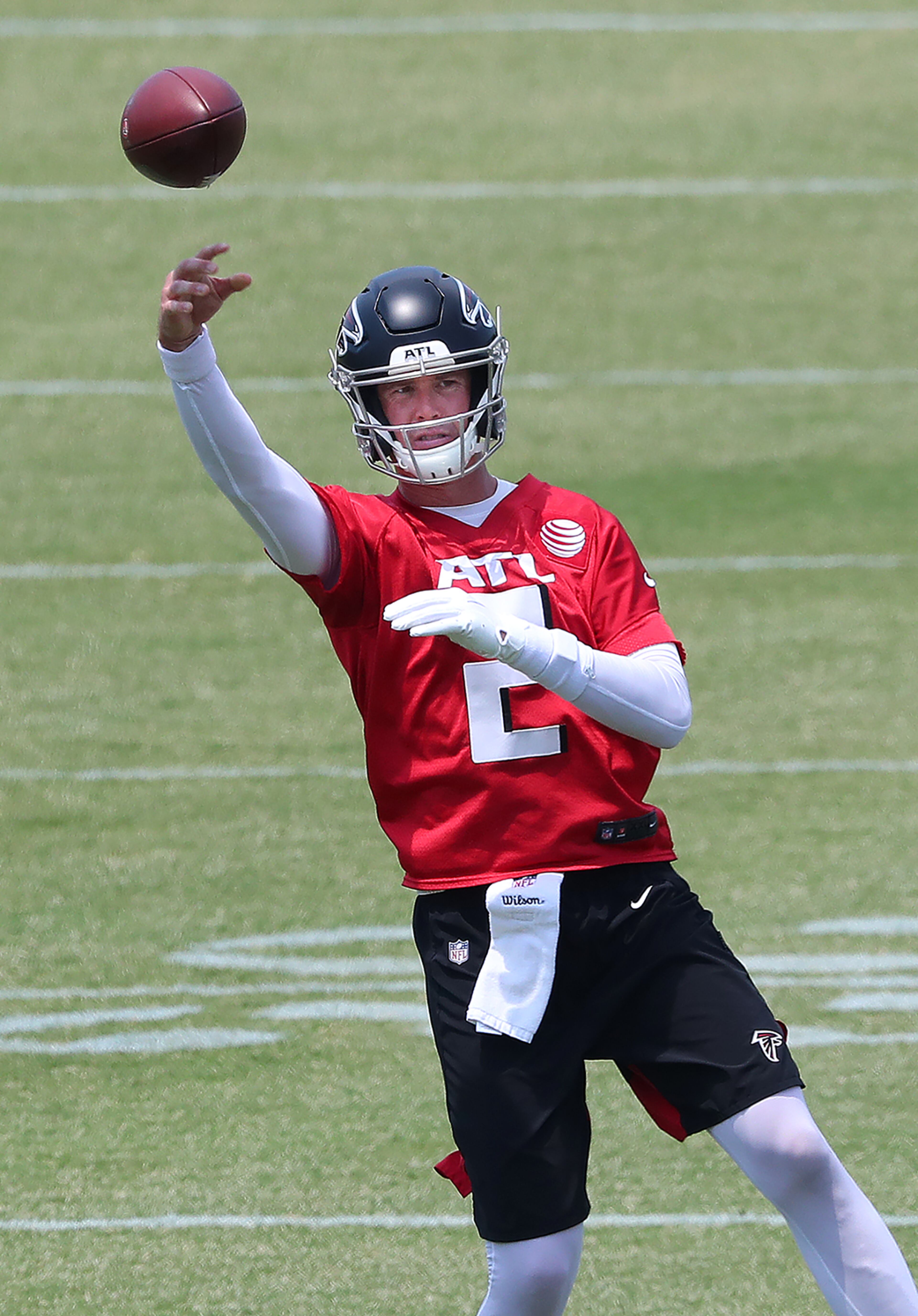 Falcons quarterback Matt Ryan delivers a pass during organize team activities (OTAs) Tuesday, May 25, 2021, at the team training facility in Flowery Branch. (Curtis Compton / Curtis.Compton@ajc.com)