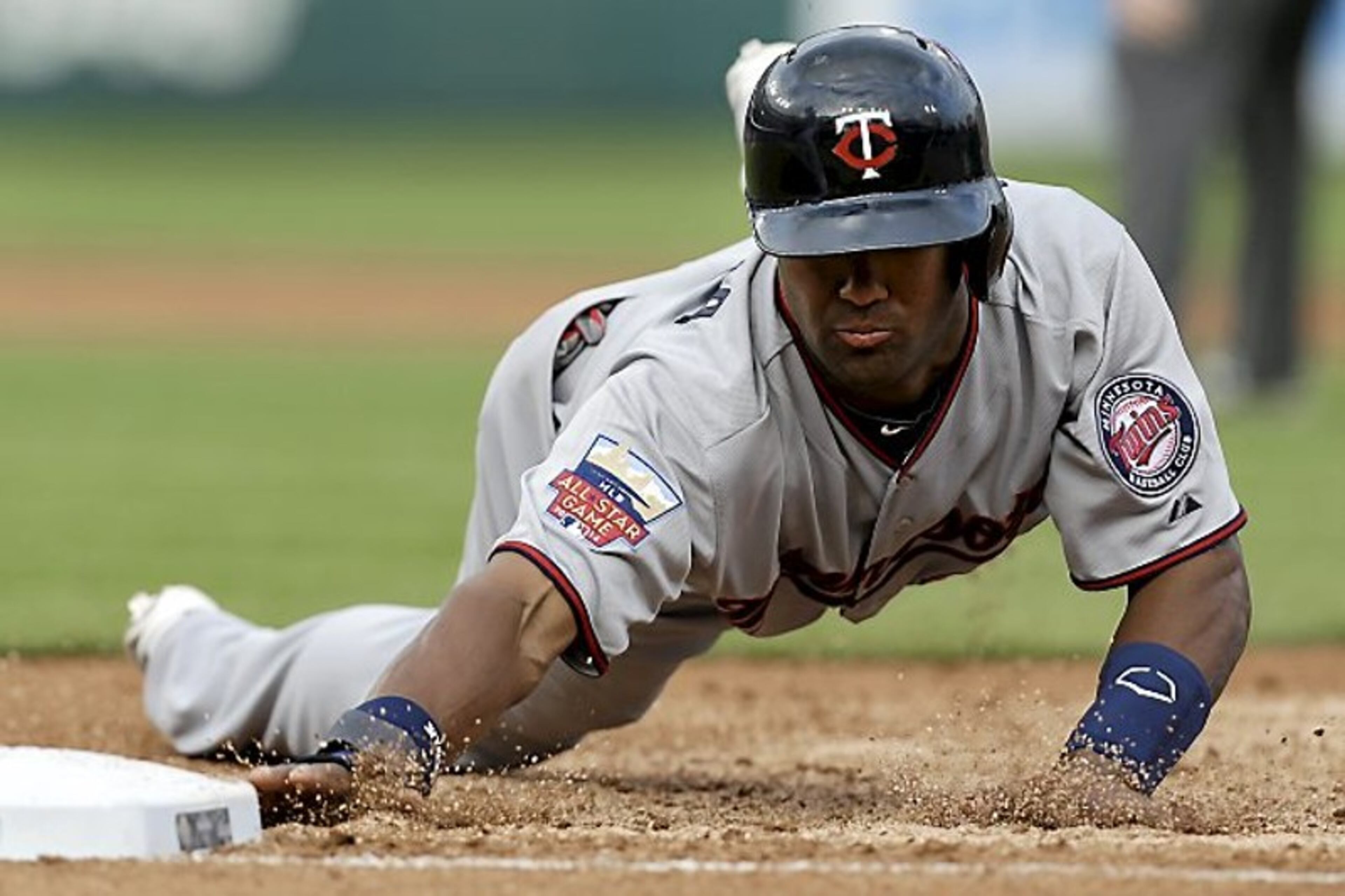 Danny Santana hit .319 with 41 extra-base hits and 20 stolen bases as a Twins rookie in 2014. (AP photo)