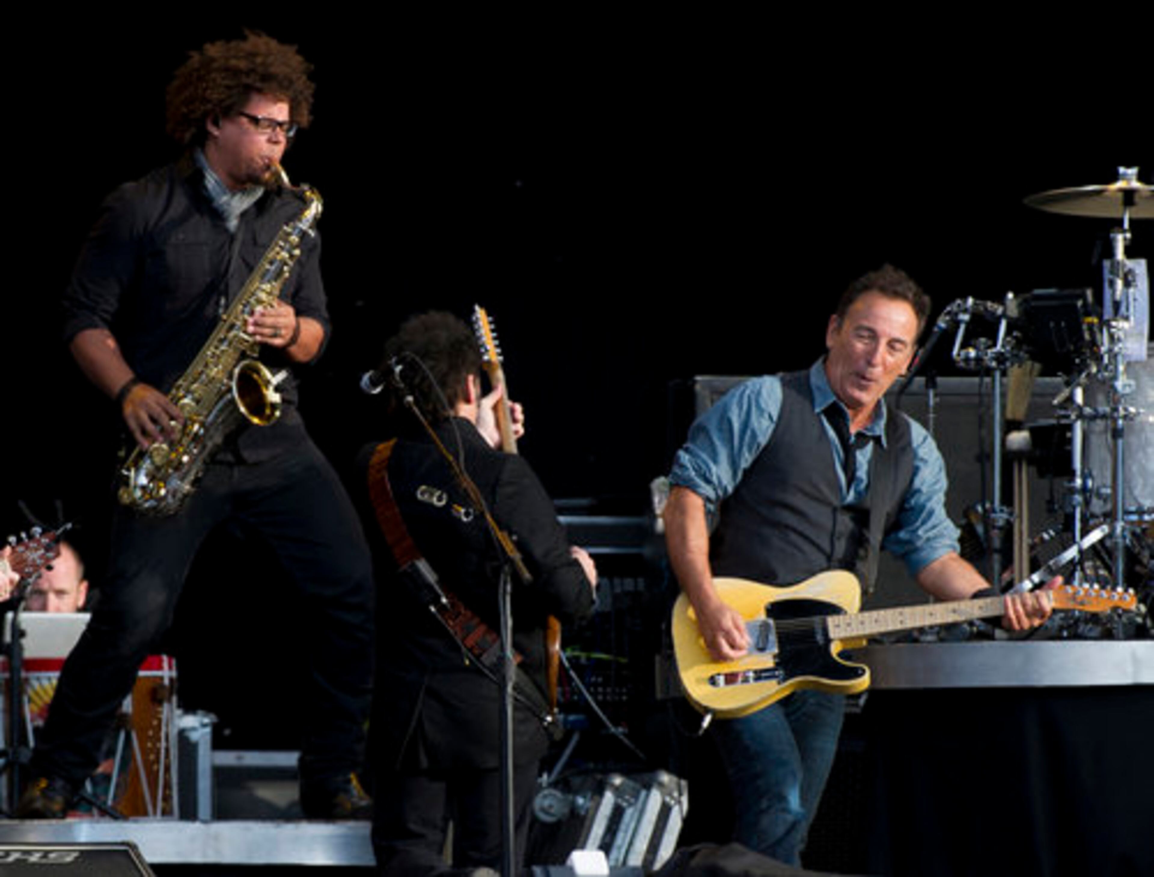 Bruce Springsteen and the E Street Band jammed for more than two hours, cruising through more than a dozen songs - including "Thunder Road," "The River," and "Born in the U.S.A."