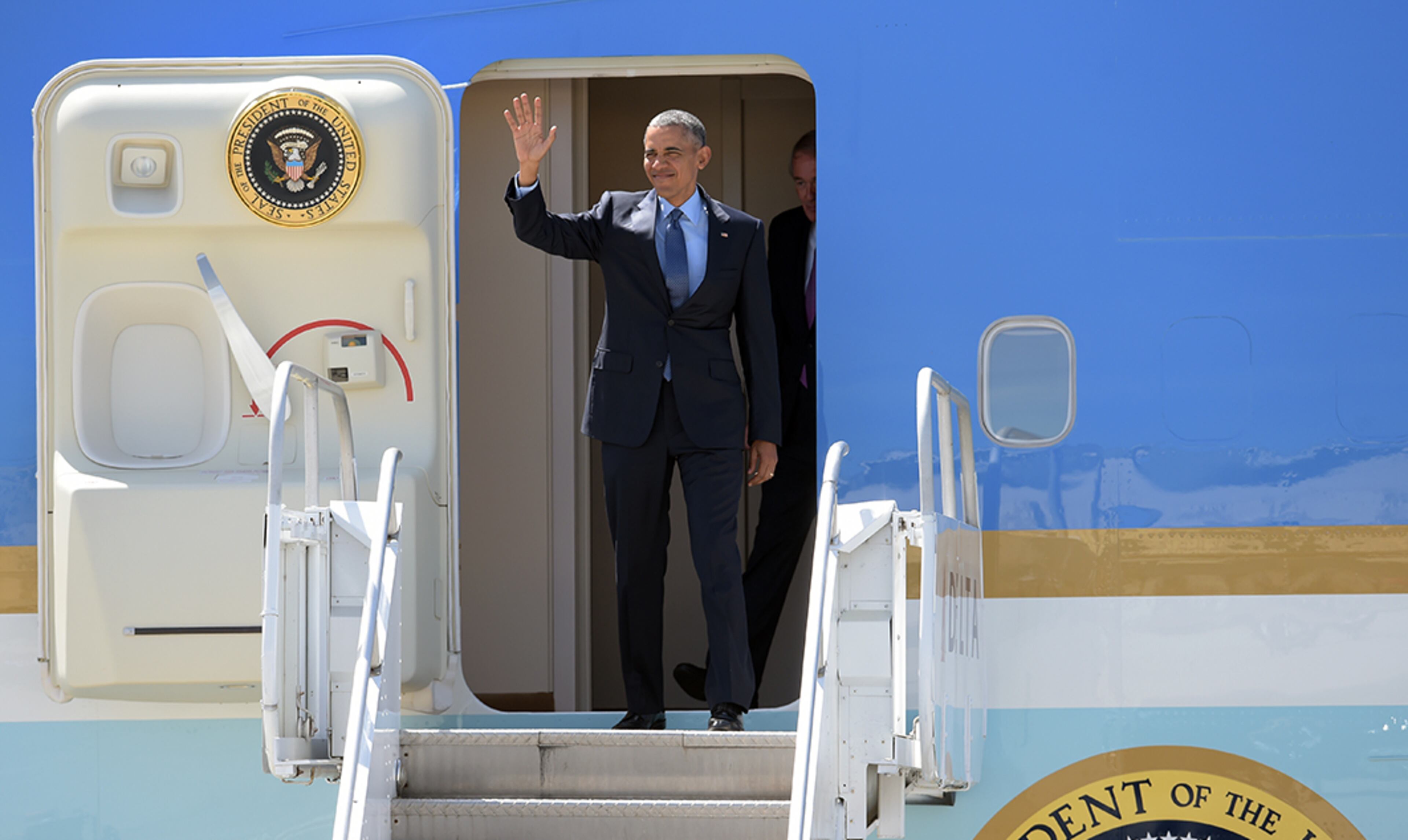 President Barack Obama arrives on Air Force One at Hartsfield-Jackson International Airport on Tuesday, March 29, 2016. Obama is in Atlanta to address the National Rx Drug Abuse & Heroin Summit. KENT D. JOHNSON/kdjohnson@ajc.com