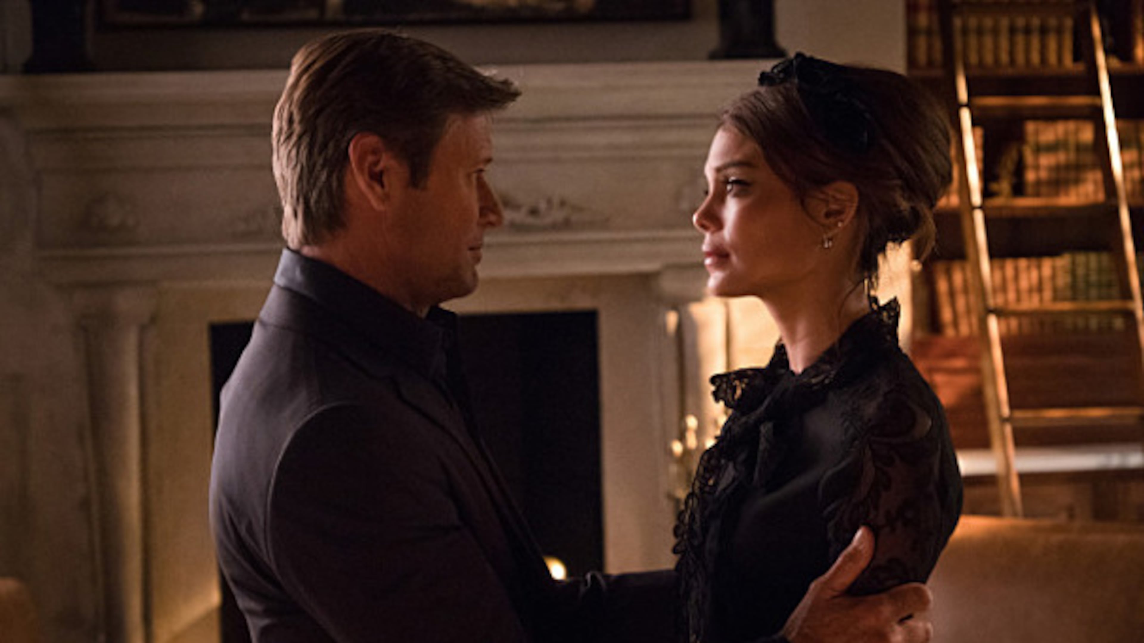 Dynasty — Pictured (L-R): Grant Show as Blake and Nathalie Kelley as Cristal.