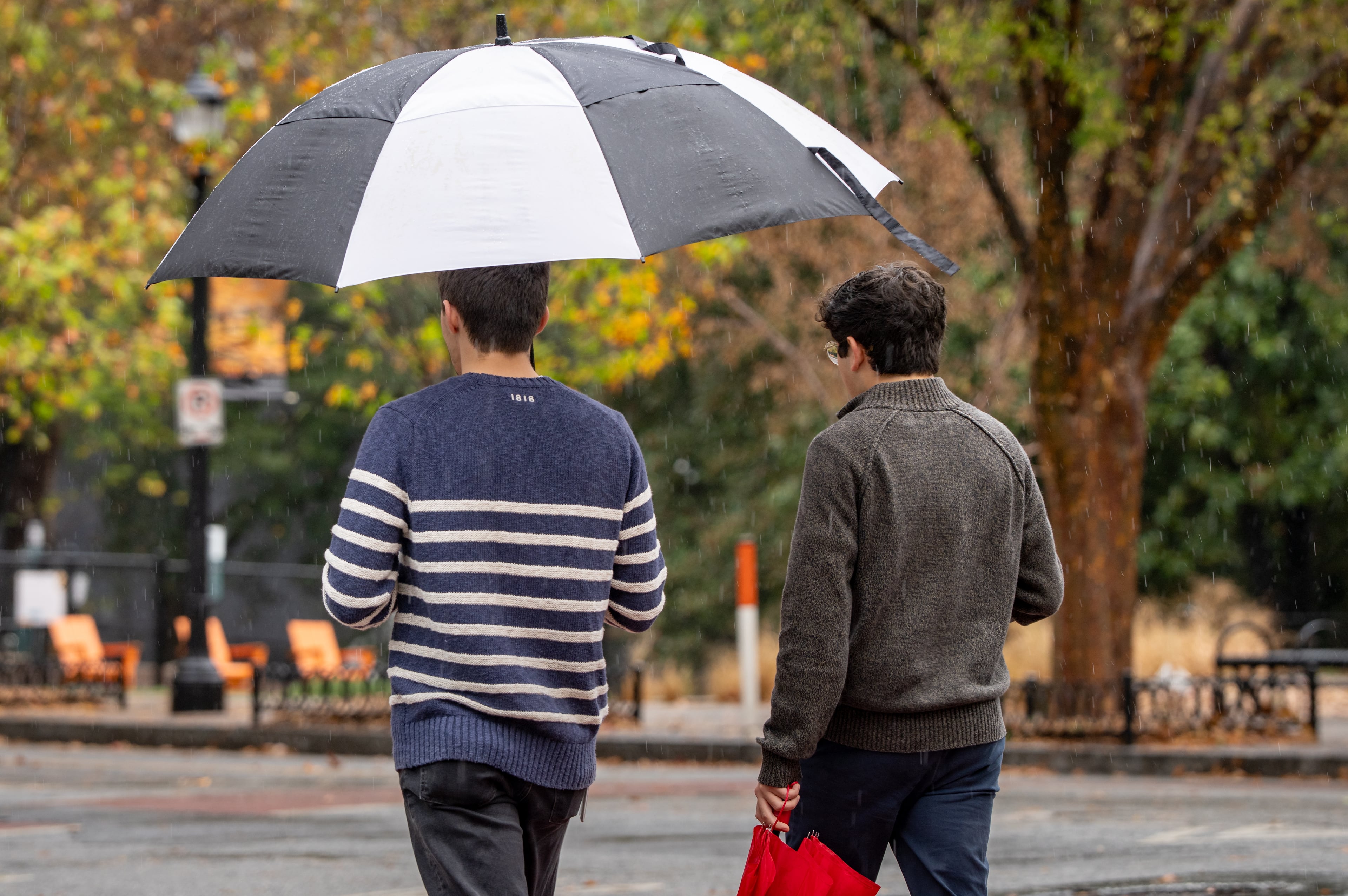 Rainy weather hits metro Atlanta