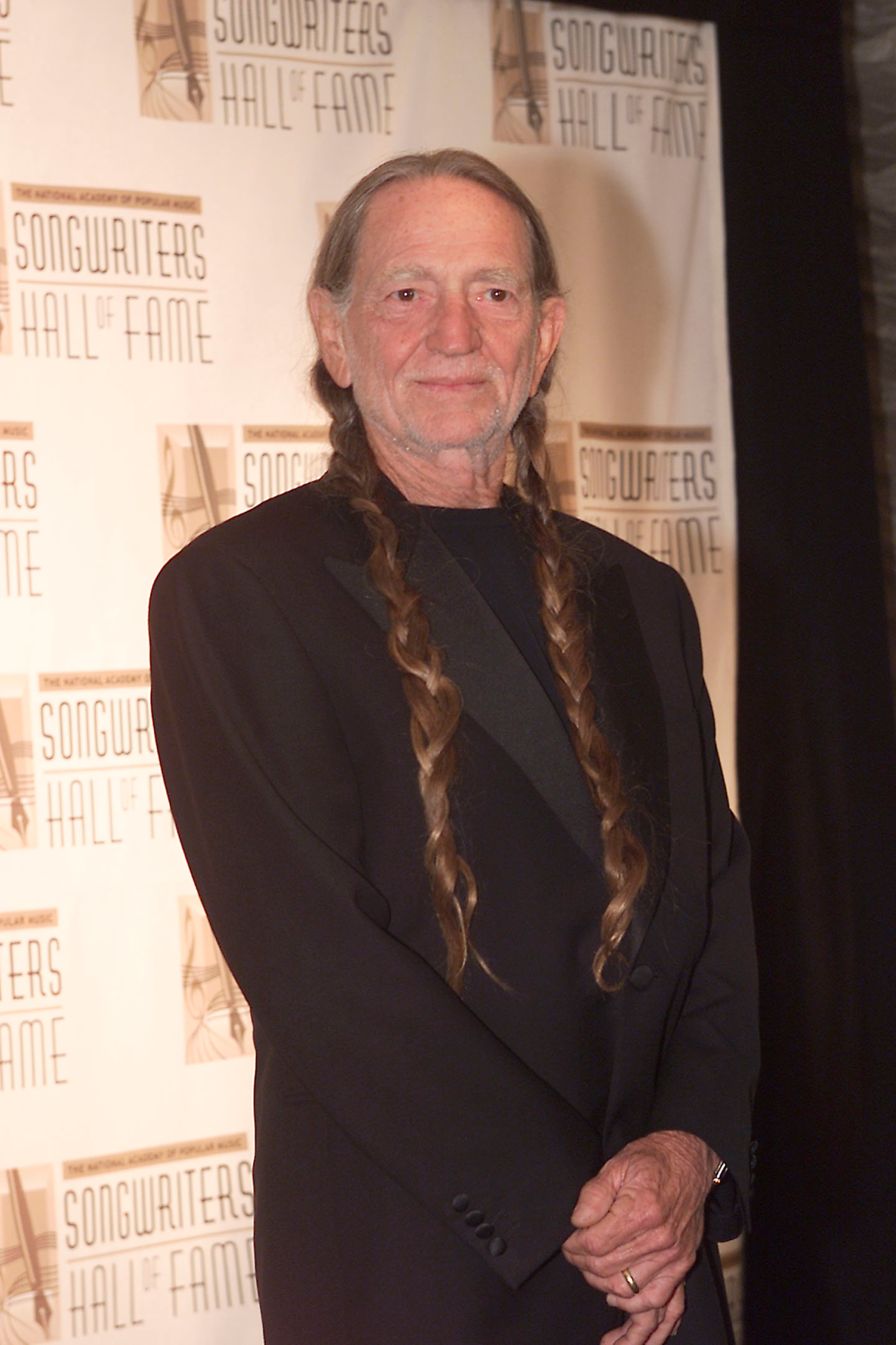Willie Nelson at the Songwriters Hall of Fame 32nd Annual Awards at Sheraton New York Hotel and Towers in New York City. June 14, 2001. Photo: Scott Gries/ImageDirect
