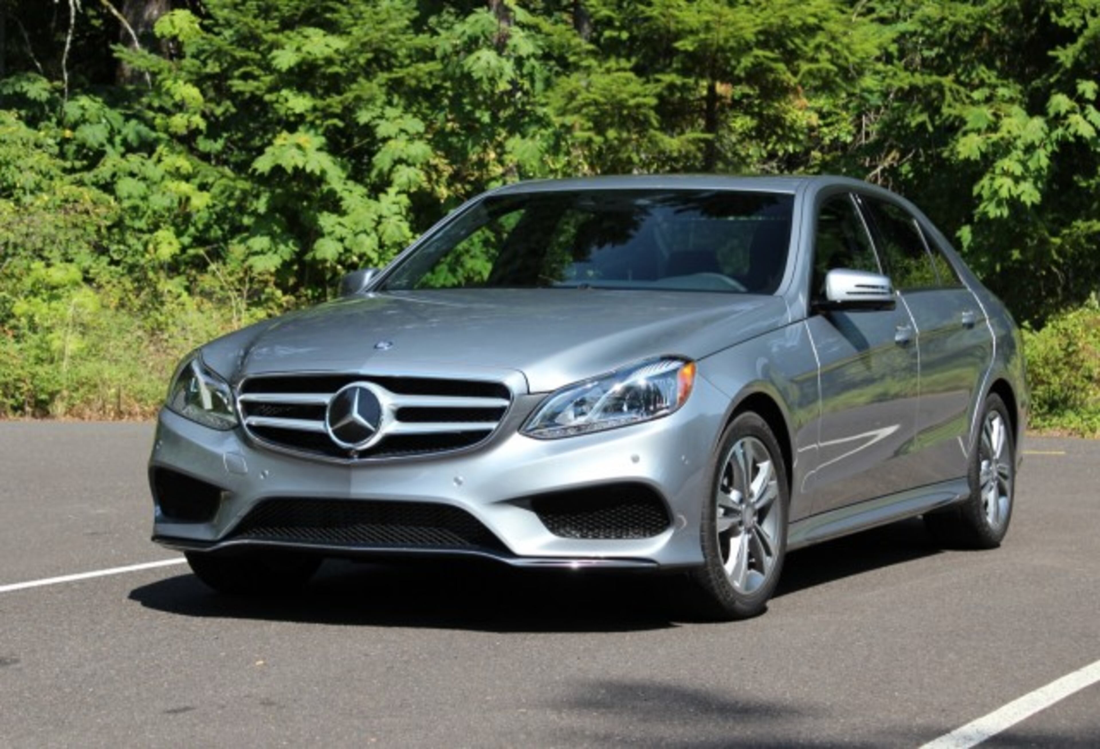 6 Mercedes-Benz E250 BlueTec 30 mpg