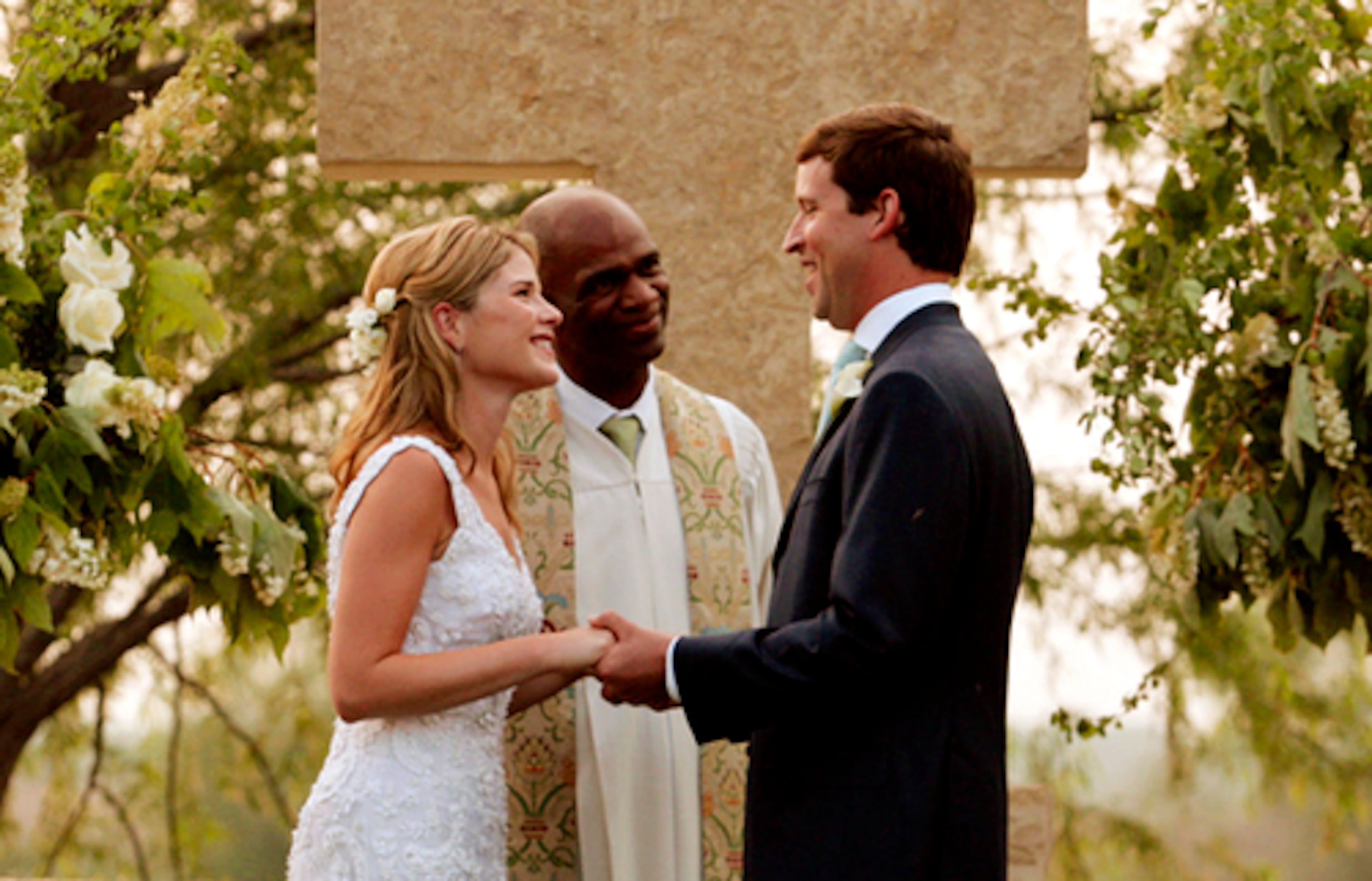 jenna bush wedding dress designer 66 Henry Hager And Jenna Bush Wedding Stock Photos, High-Res Pictures, and Images