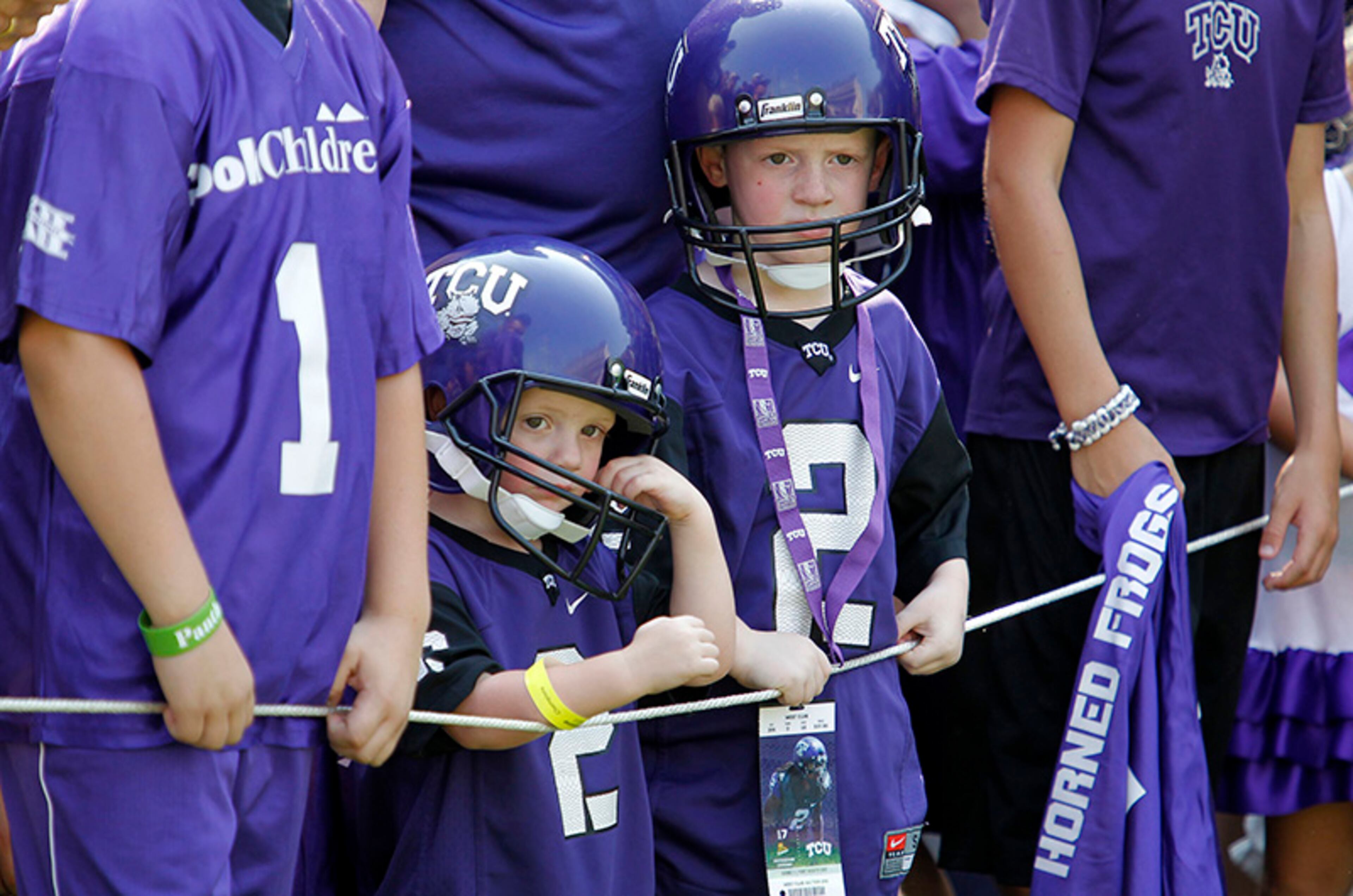 Young fans wait for Texas Christian University to take the field against Southeastern Louisiana at Amon Carter Stadium in Fort Worth, Texas, on Saturday, September 7, 2013. TCU won, 38-17.