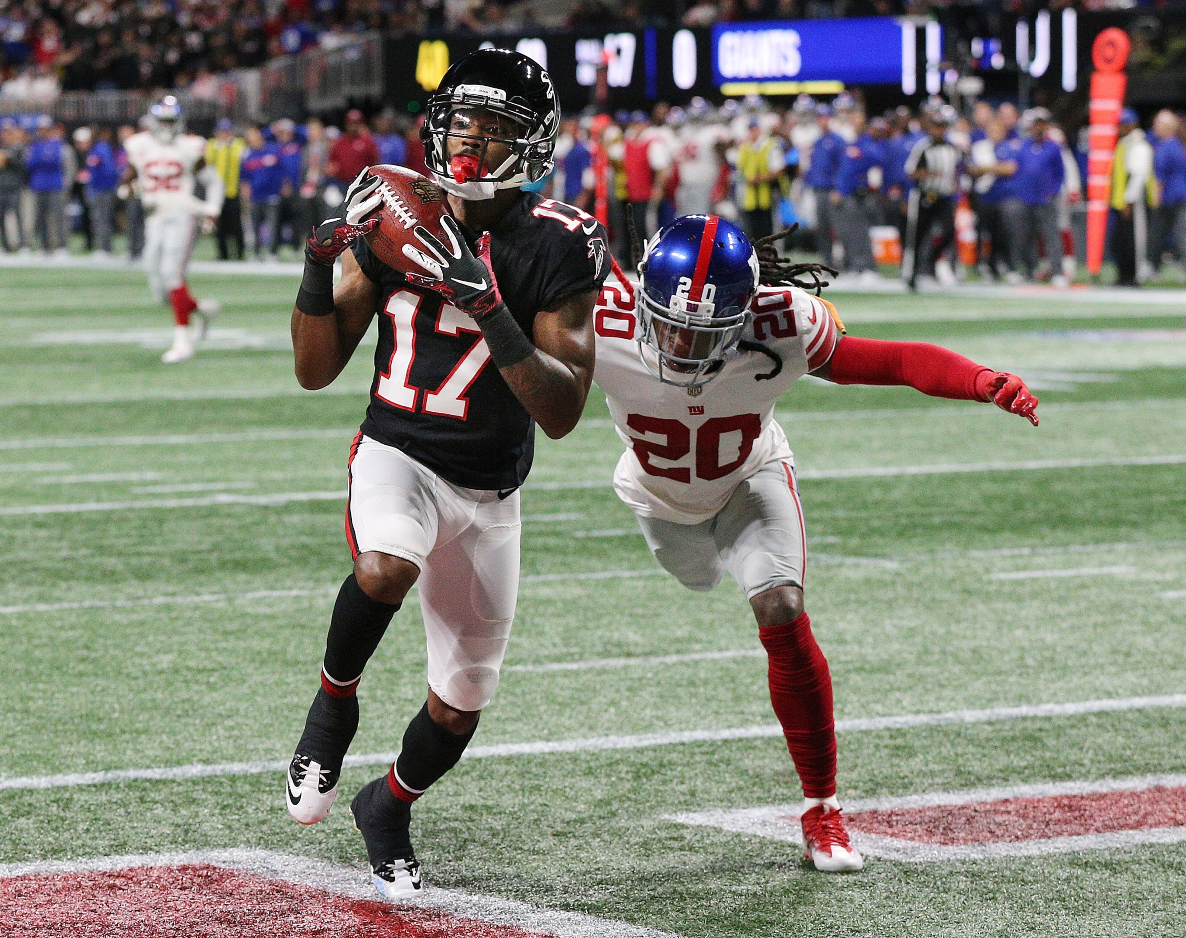 October 22, 2018 Atlanta: Atlanta Falcons wide receiver Marvin Hall catches a touchdown pass past New York Giants cornerback Janoris Jenkins for a 7-0 lead during the second quarter in a NFL football game on Monday, Oct 22, 2018, in Atlanta. Curtis Compton/ccompton@ajc.com
