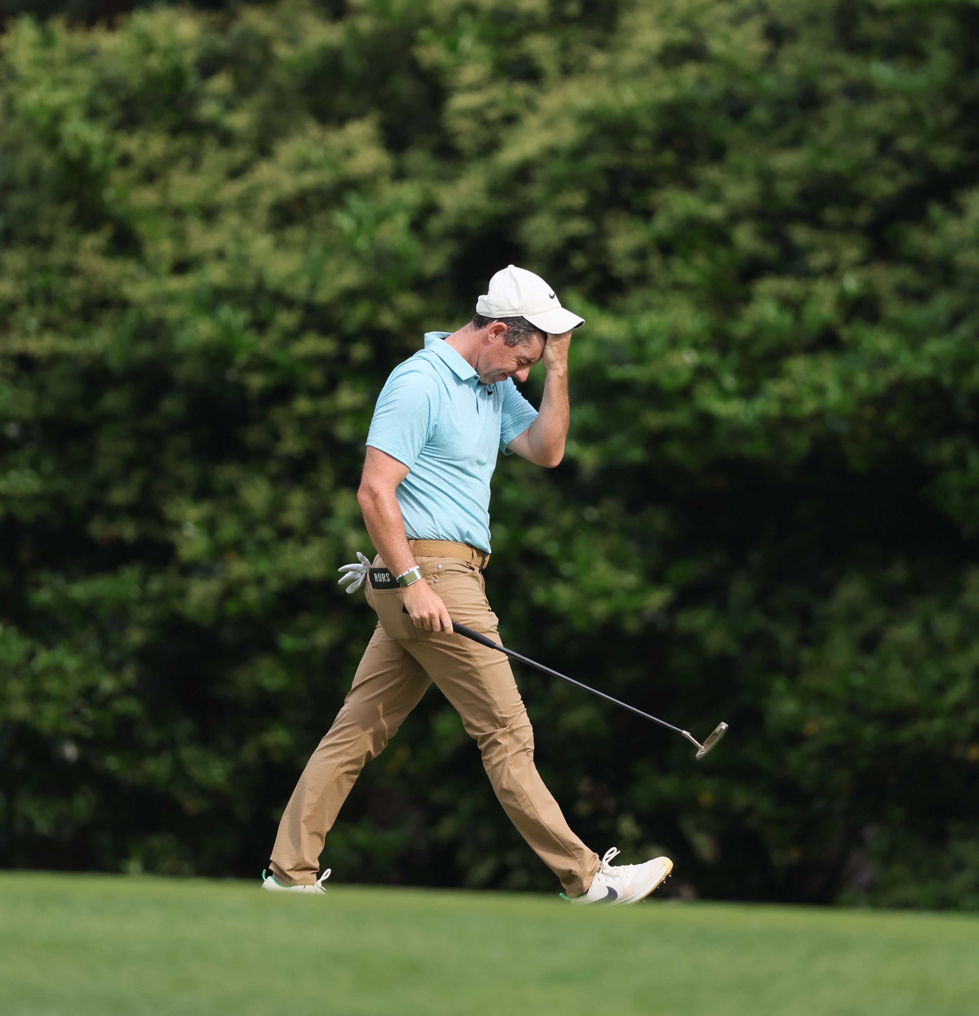 Rory McIlroy reacts to putt on 11th hole, which he bogeyed, during first round of the 2023 Masters Tournament at Augusta National Golf Club, Thursday, April 6, 2023, in Augusta, Ga. (Jason Getz / Jason.Getz@ajc.com)