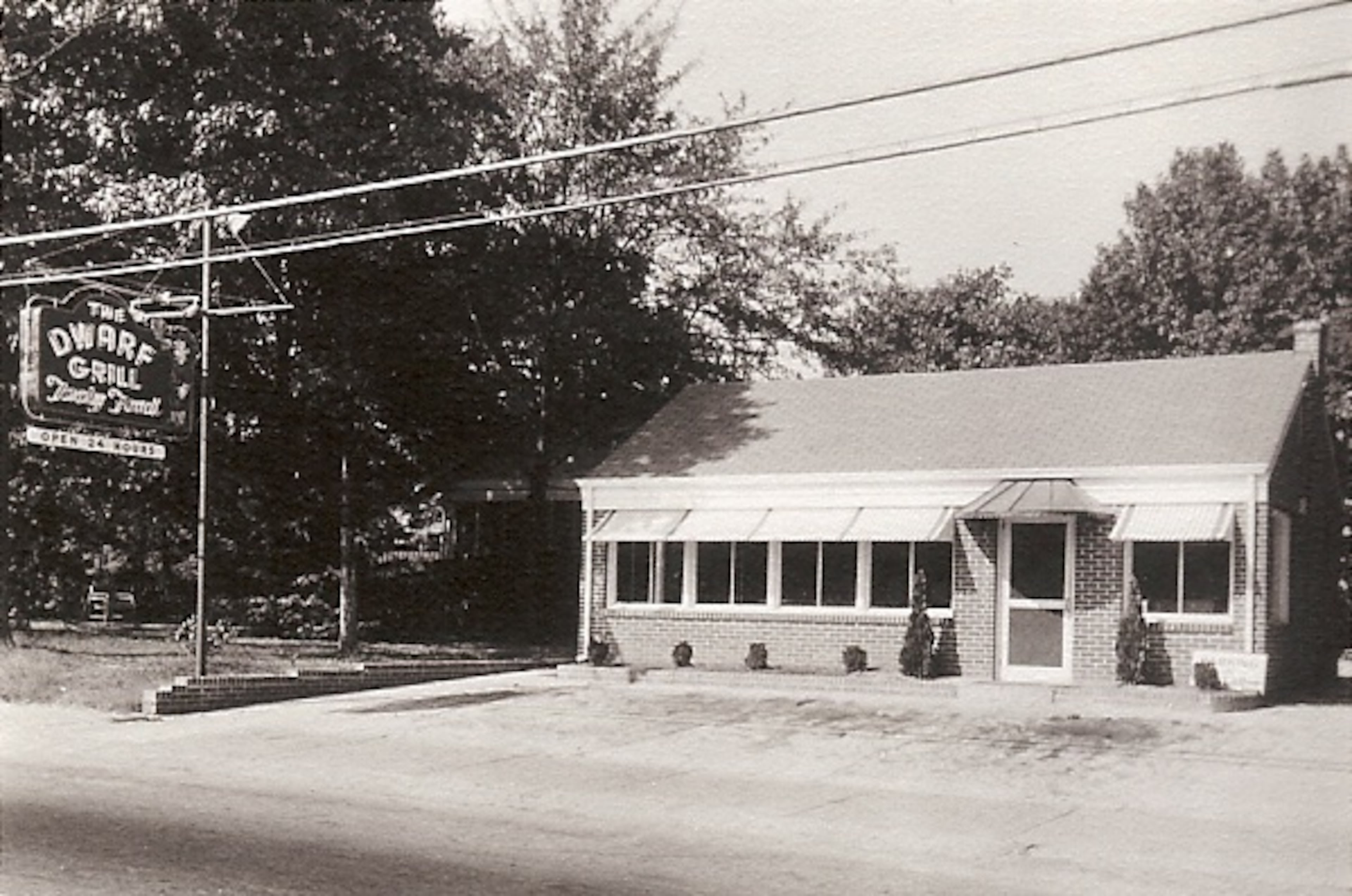 The Dwarf House as it was long ago in Hapeville.
Photo courtesy of Chick-fil-A.