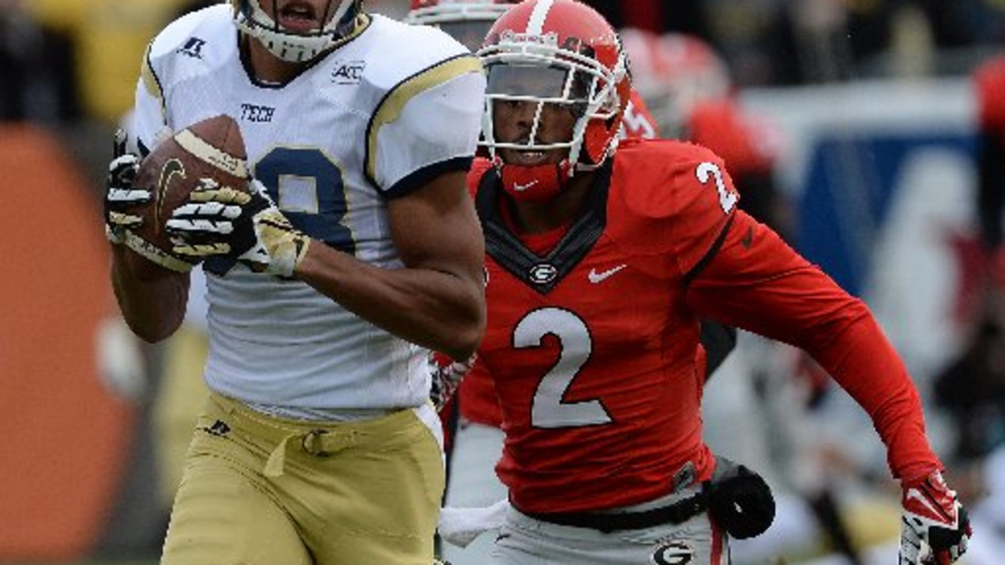 Former Georgia Tech wide receiver Darren Waller ran the 40-yard dash in 4.46 seconds at the NFL draft combine Saturday. (AJC file photo by Johnny Crawford)